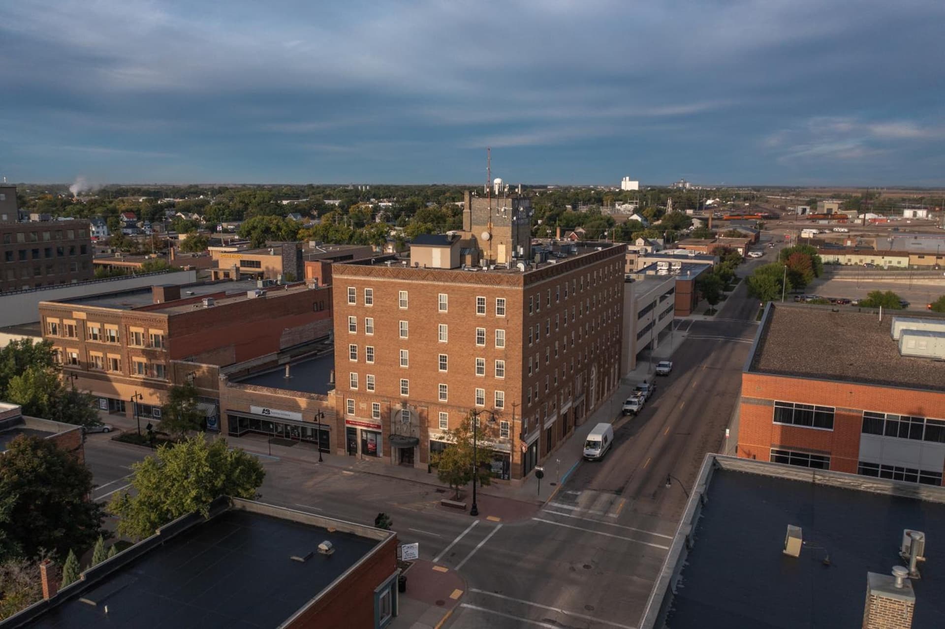 The Alonzo Ward Hotel — hotel in Aberdeen, South Dakota