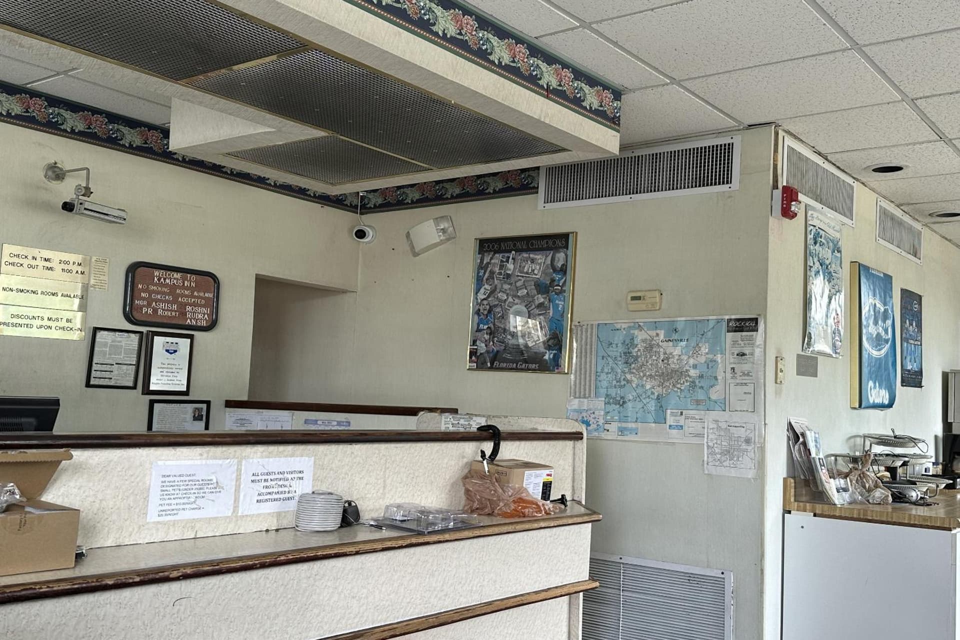 Campus Inn by Hotel O Gainesville - University Area interior in Gainesville, FL — gallery photo 2