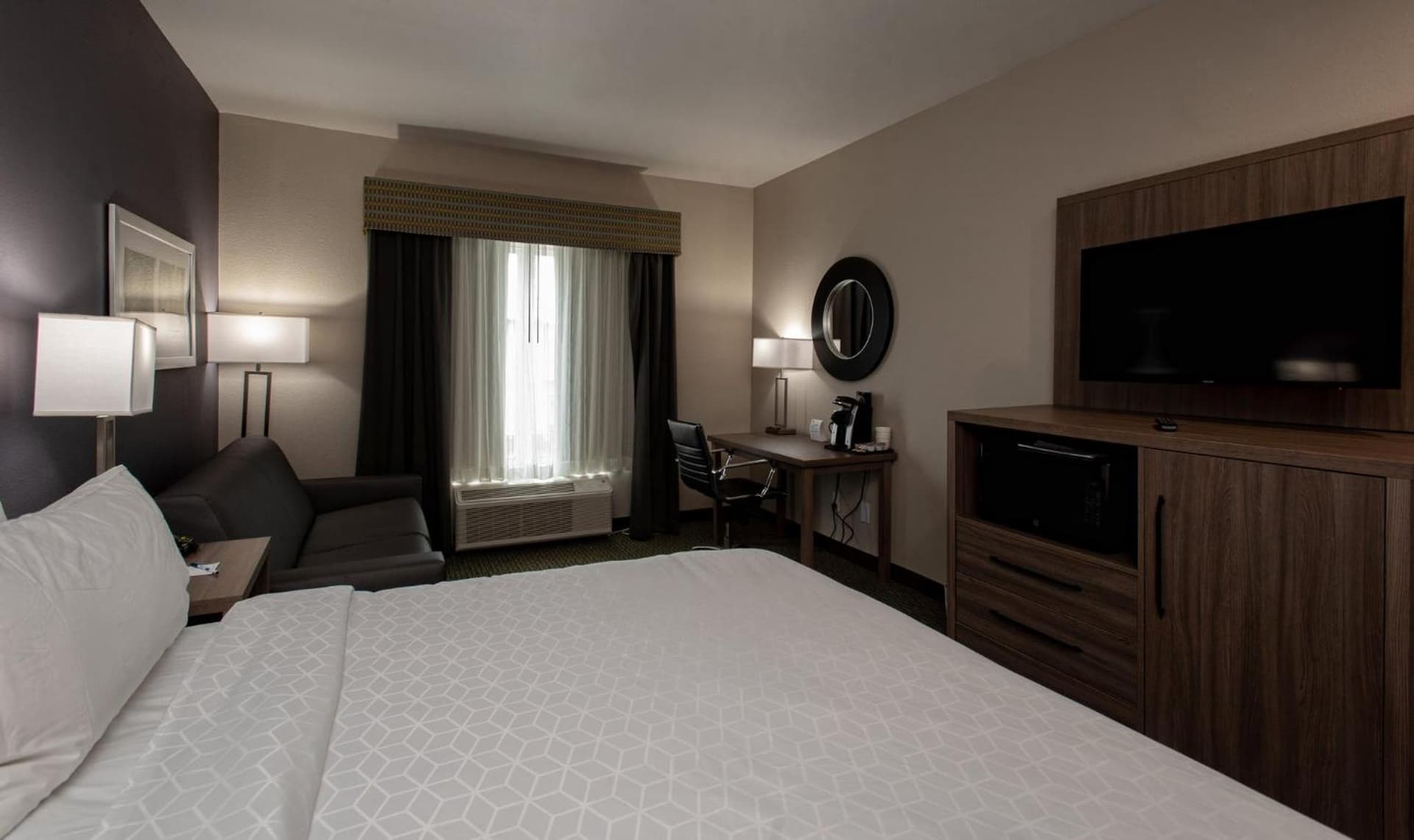 Holiday Inn Express Hotel and Suites Port Aransas/Beach Area by IHG gallery photo in Port Aransas, TX — image 37