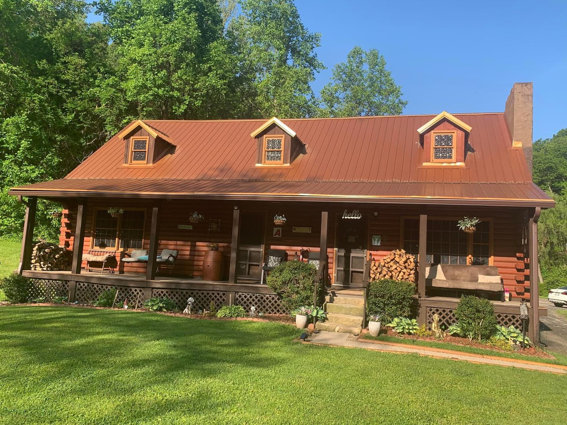 Log Cabin in the Field gallery photo in Huntington, WV — image 37