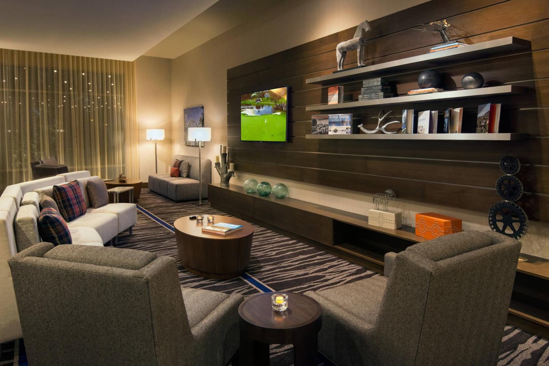 Courtyard by Marriott Irvine Spectrum gallery photo in Irvine, CA — image 9