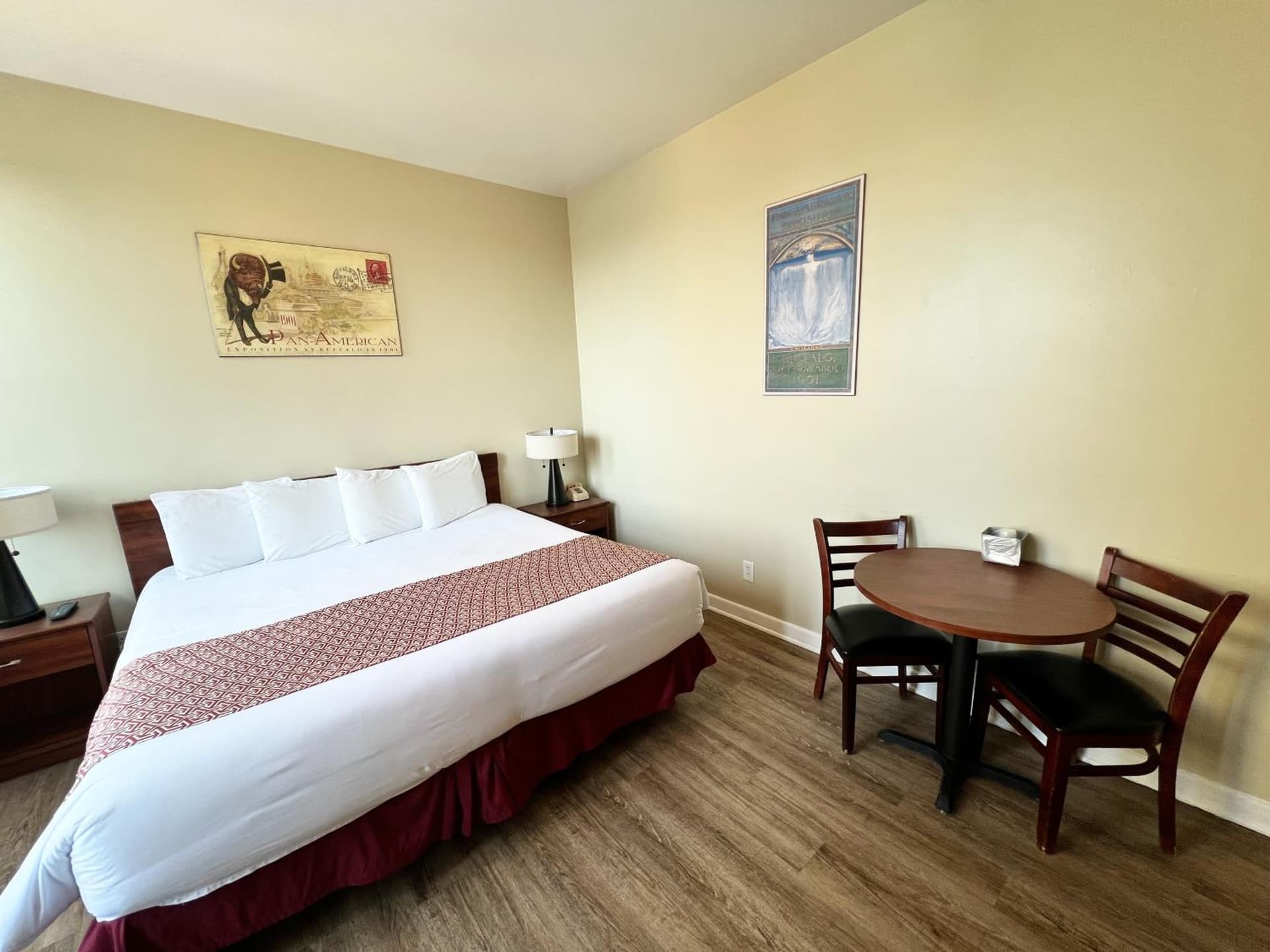 Lenox Hotel and Suites gallery photo in Buffalo, NY — image 5