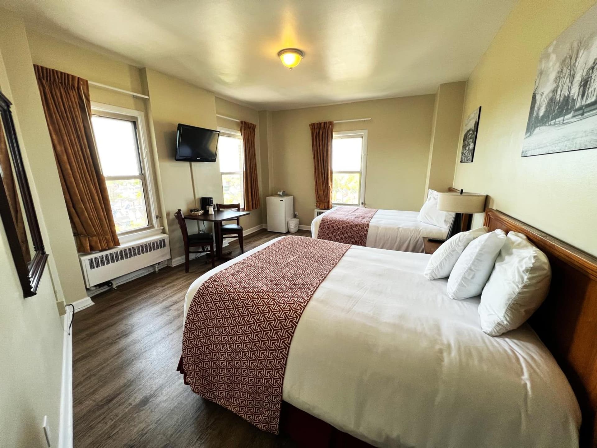 Lenox Hotel and Suites gallery photo in Buffalo, NY — image 16