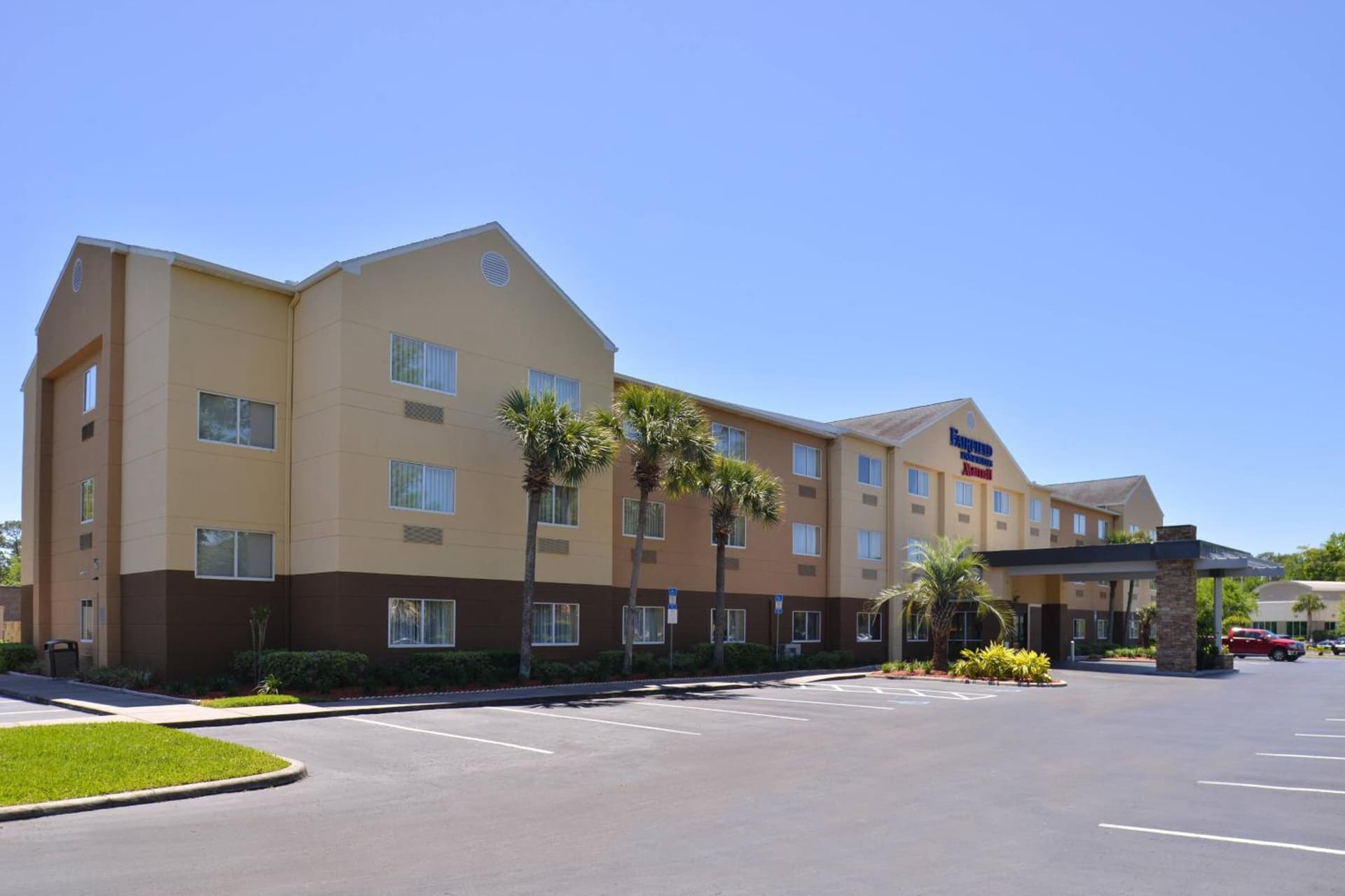 Fairfield Inn Jacksonville Orange Park interior in Orange Park, FL — gallery photo 2
