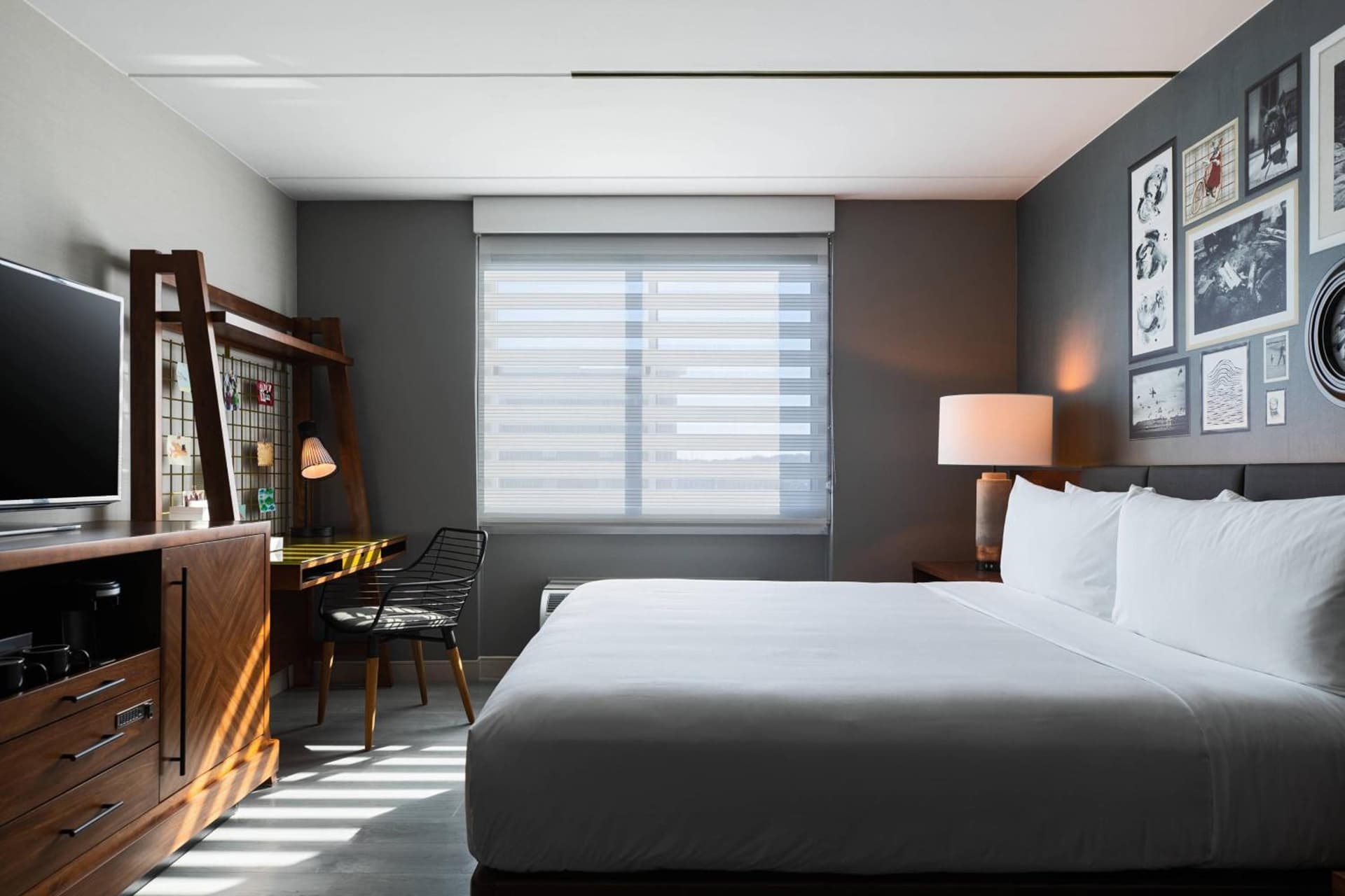 Renaissance Minneapolis Bloomington Hotel gallery photo in Bloomington, MN — image 62