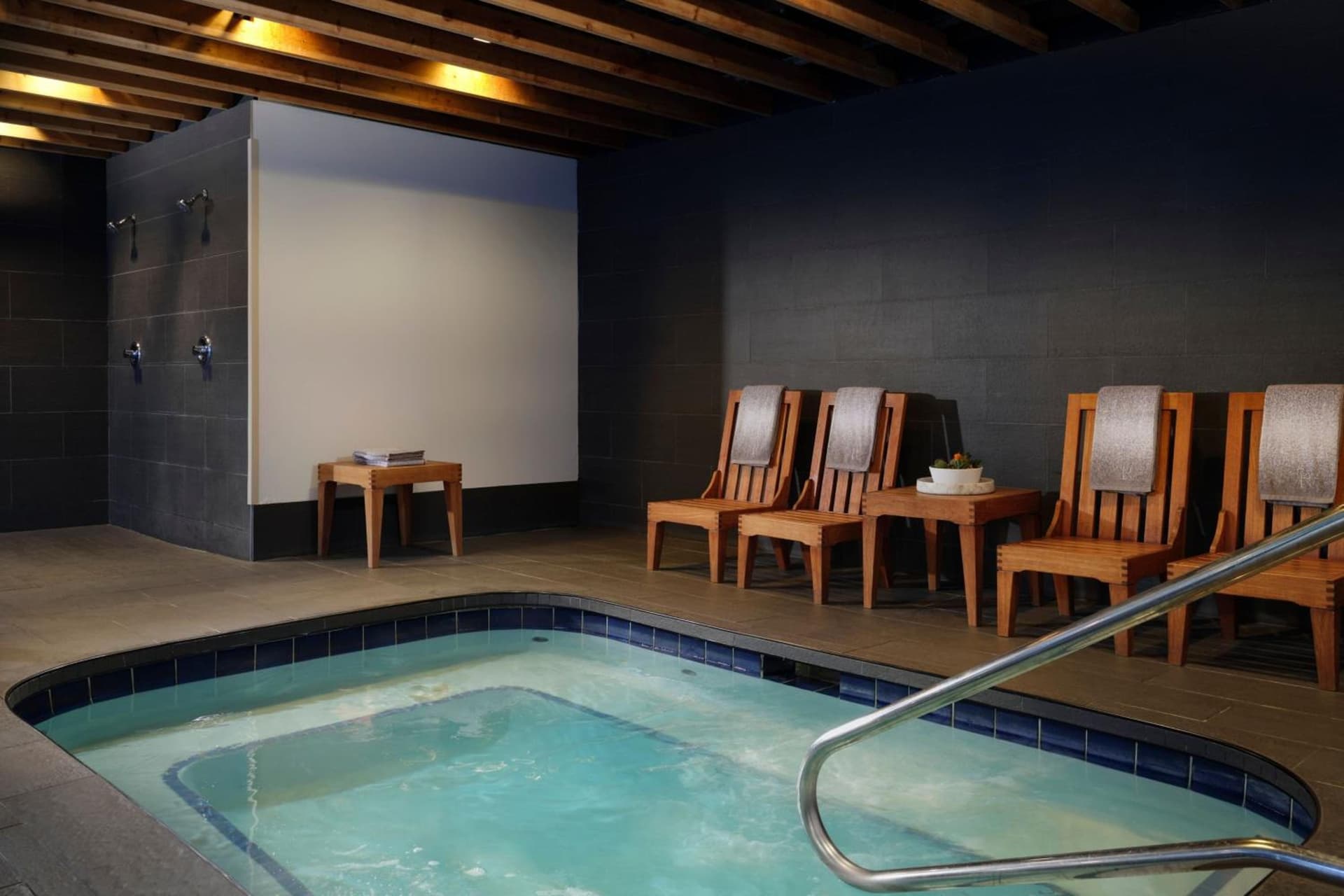 Renaissance Minneapolis Bloomington Hotel gallery photo in Bloomington, MN — image 64
