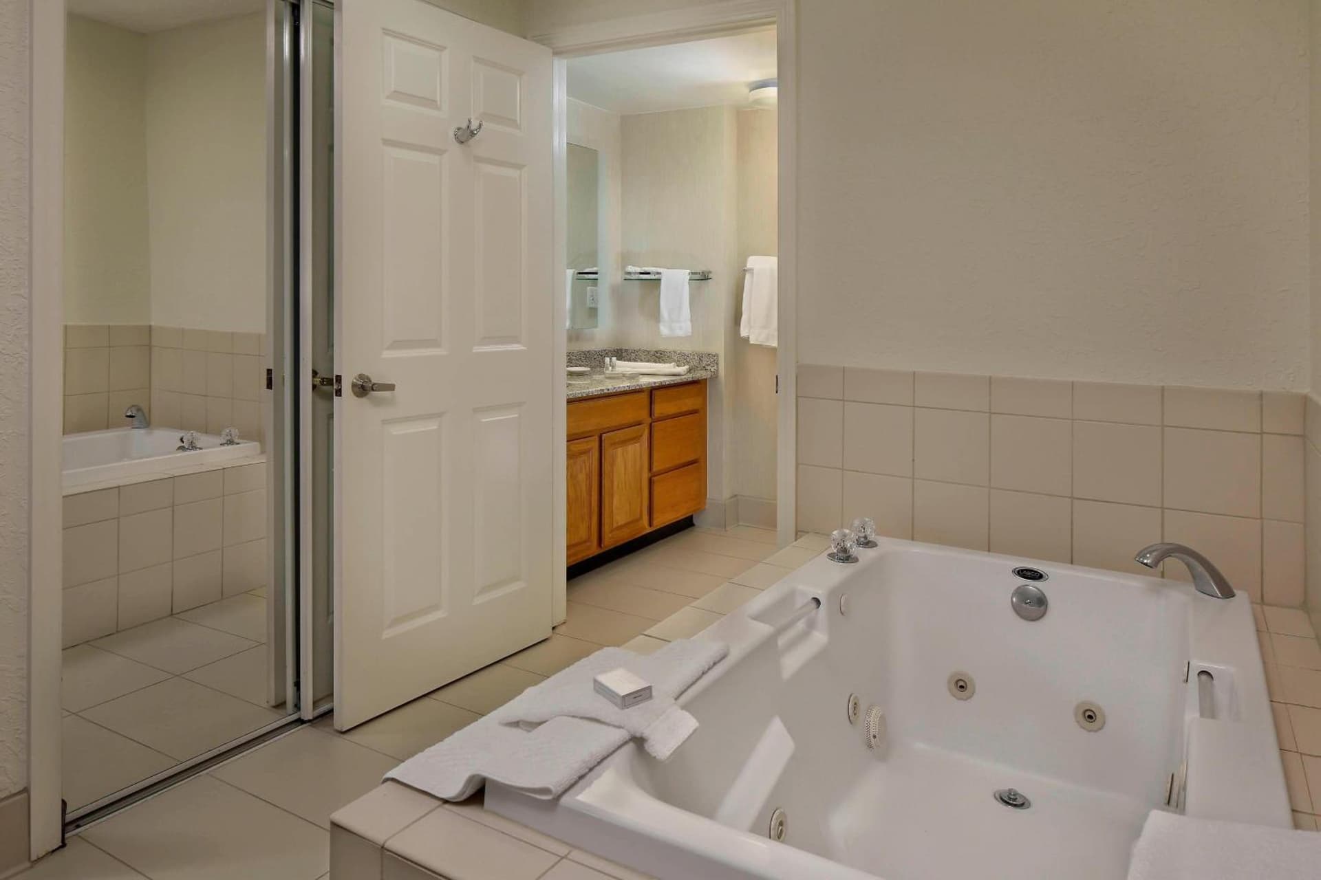 Residence Inn Danbury gallery photo in Danbury, CT — image 14