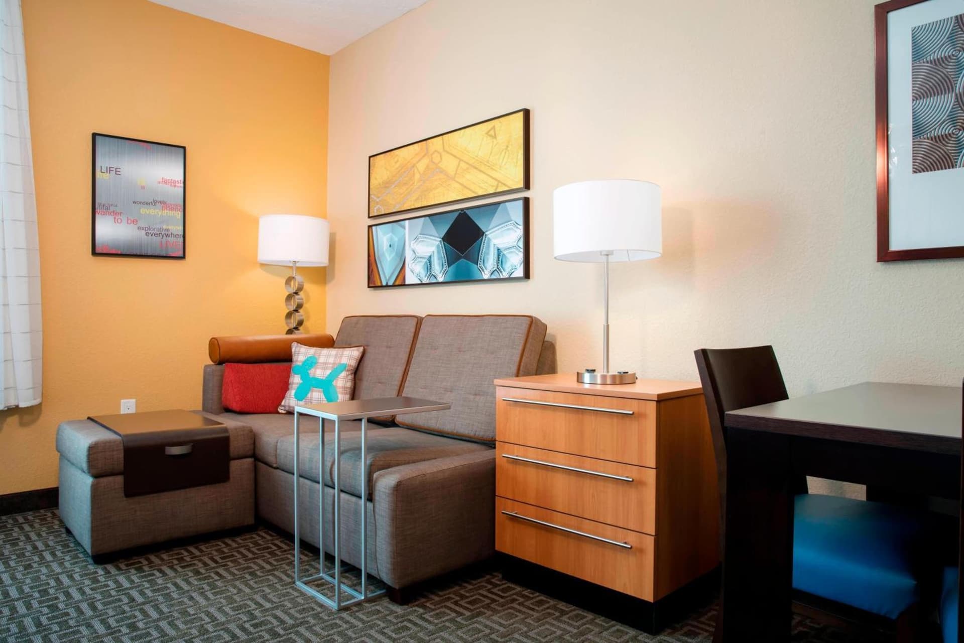 TownePlace Suites Orlando at FLAMINGO CROSSINGS Town Center, Western Entrance gallery photo in Orlando, FL — image 38