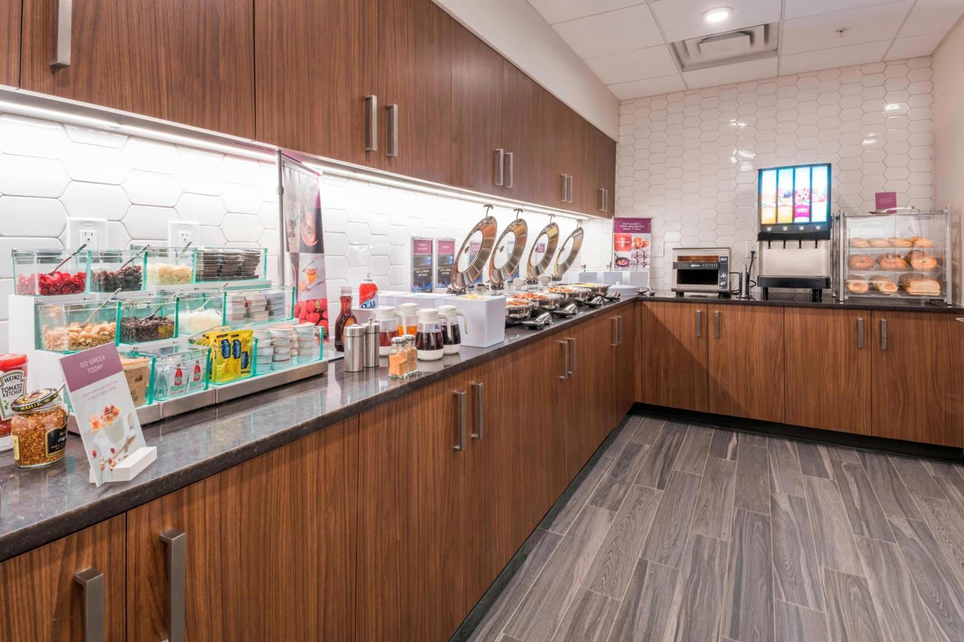 Residence Inn by Marriott Jersey City gallery photo in Jersey City, NJ — image 11