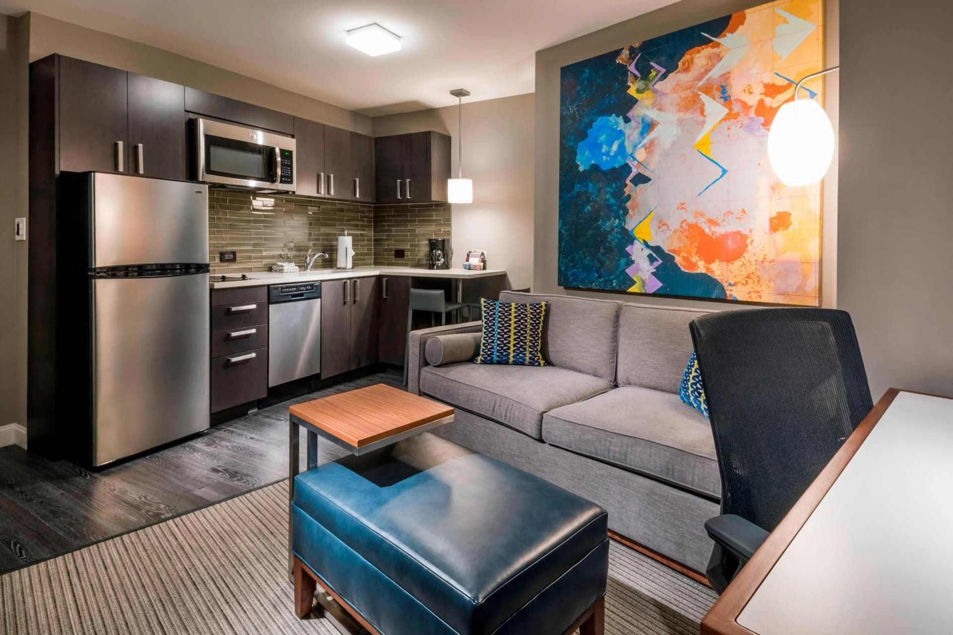 Residence Inn by Marriott Jersey City gallery photo in Jersey City, NJ — image 7