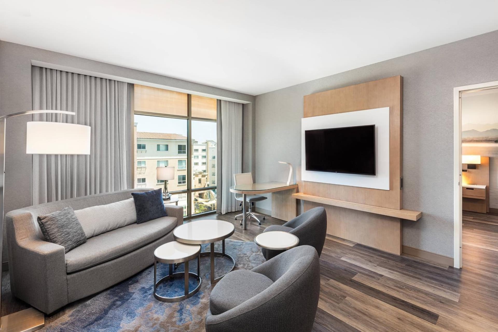 Courtyard by Marriott Los Angeles Monterey Park gallery photo in Monterey Park, CA — image 5