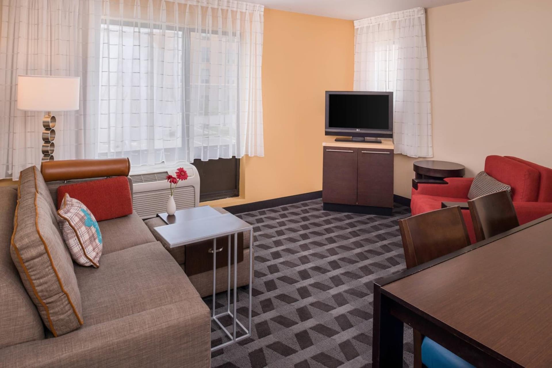 TownePlace Suites Huntington gallery photo in Huntington, WV — image 30