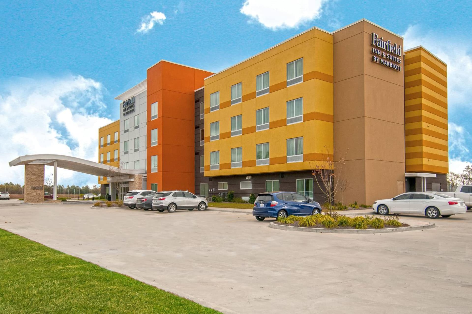 Fairfield Inn & Suites by Marriott LaPlace interior in Laplace, LA — gallery photo 2