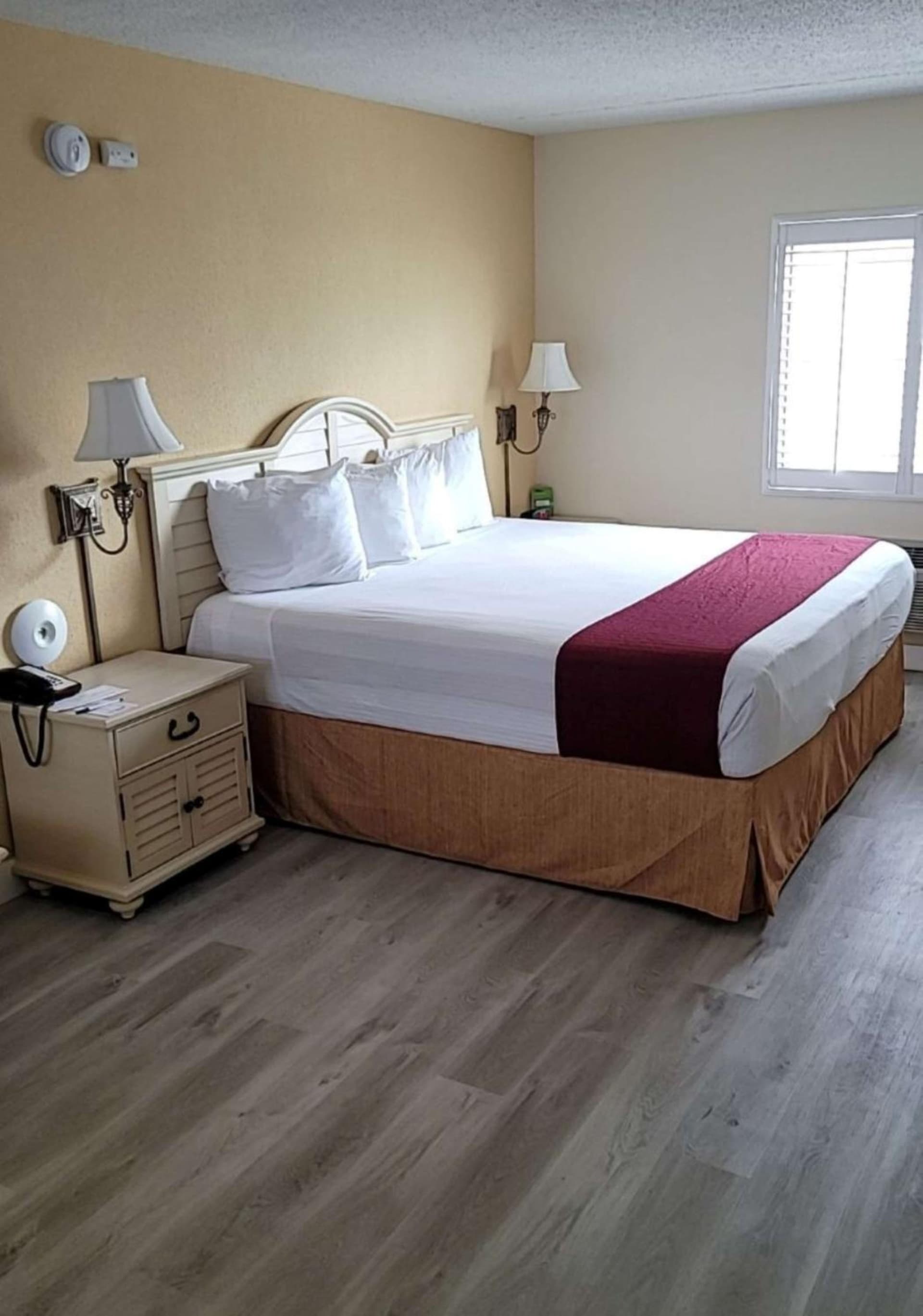 Best Western Ocean Sands Beach Resort gallery photo in Myrtle Beach, SC — image 43