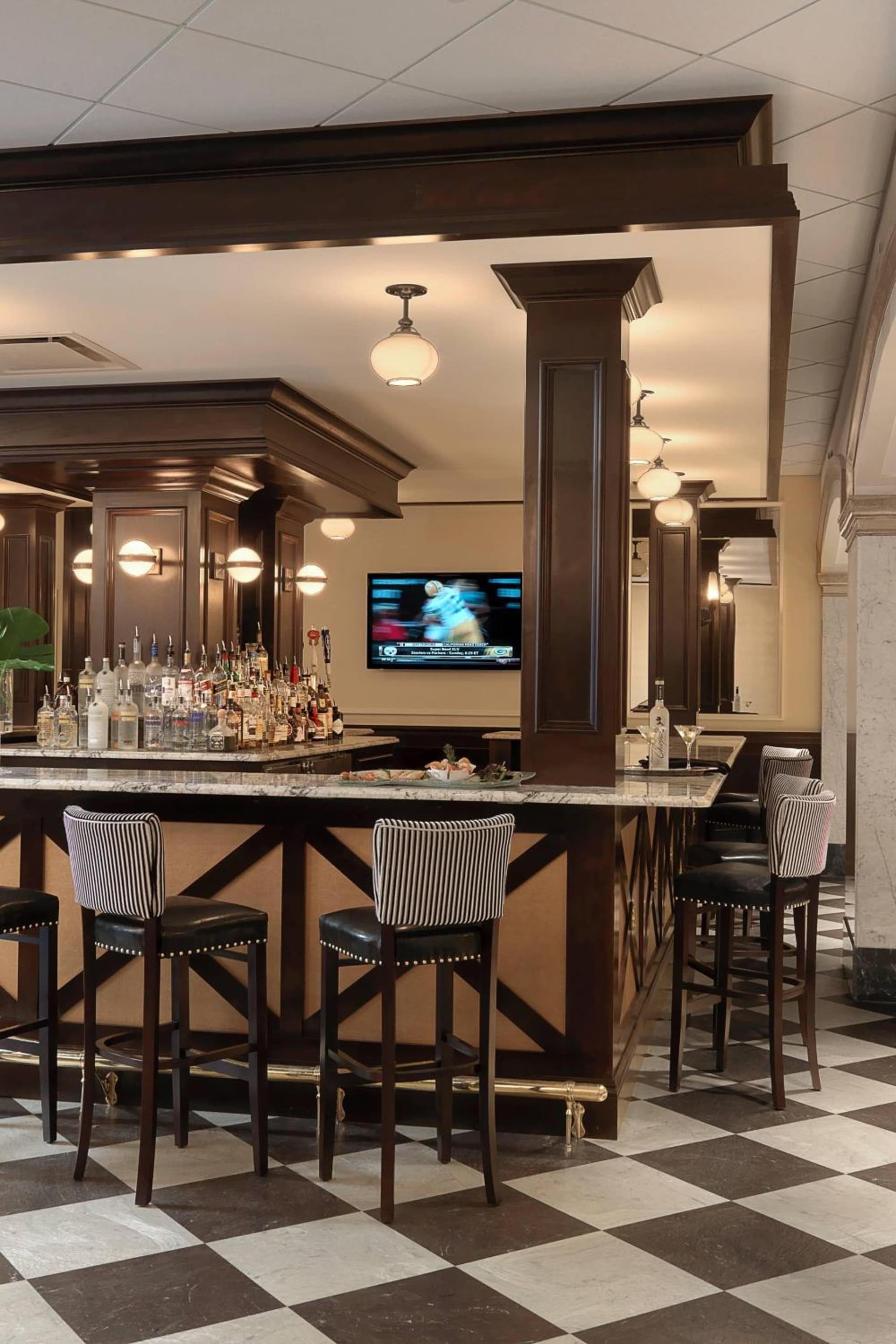 Hotel Blackhawk, Autograph Collection gallery photo in Davenport, IA — image 31