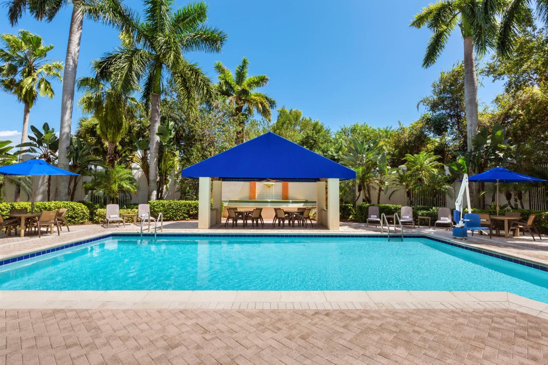 SpringHill Suites Boca Raton interior in Boca Raton, FL — gallery photo 2