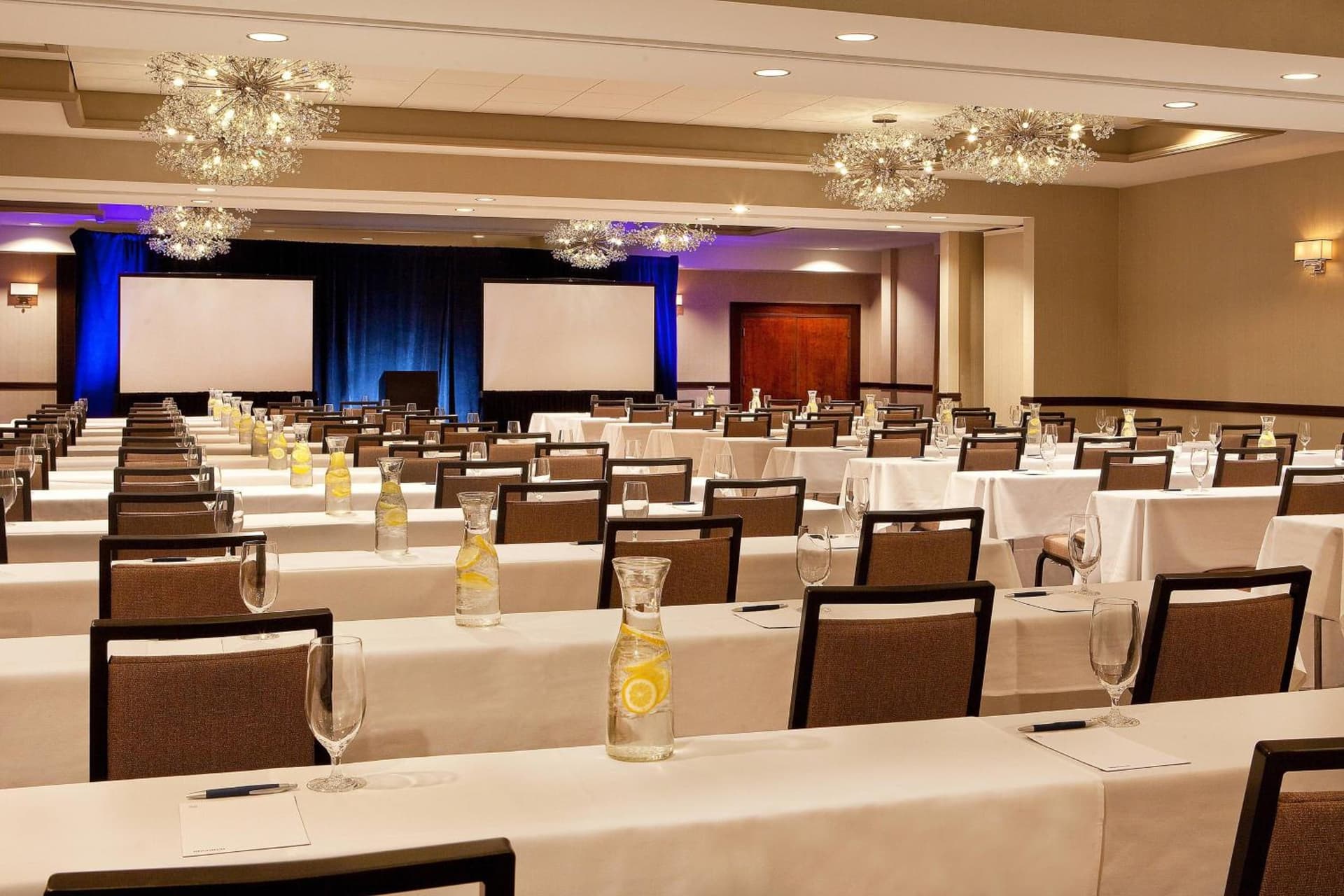 Sheraton Portsmouth Harborside Hotel gallery photo in Portsmouth, NH — image 13