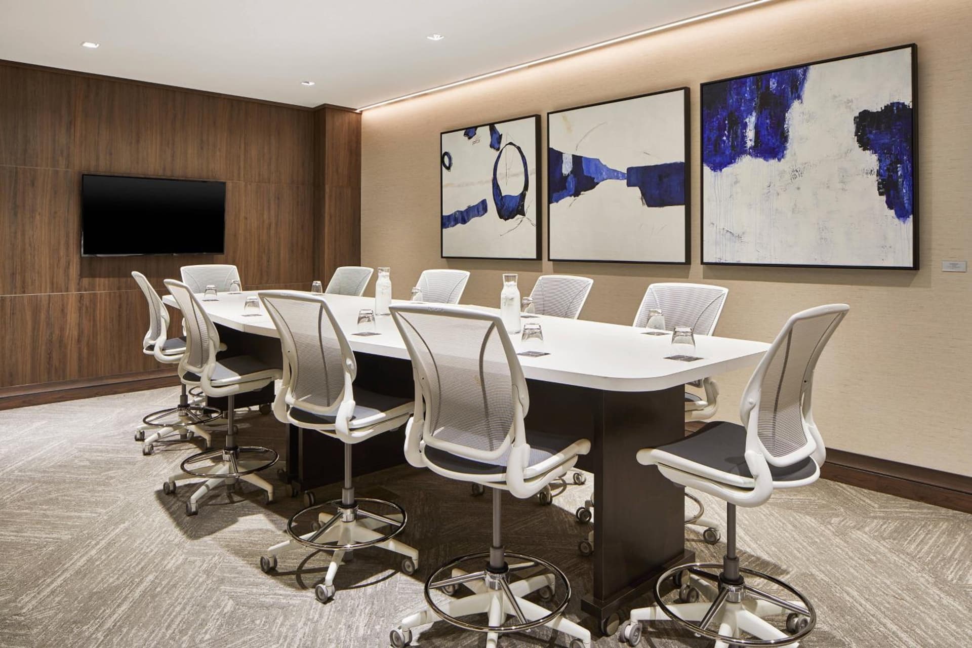 AC Hotel by Marriott Durham Duke University gallery photo in Durham, NC — image 32