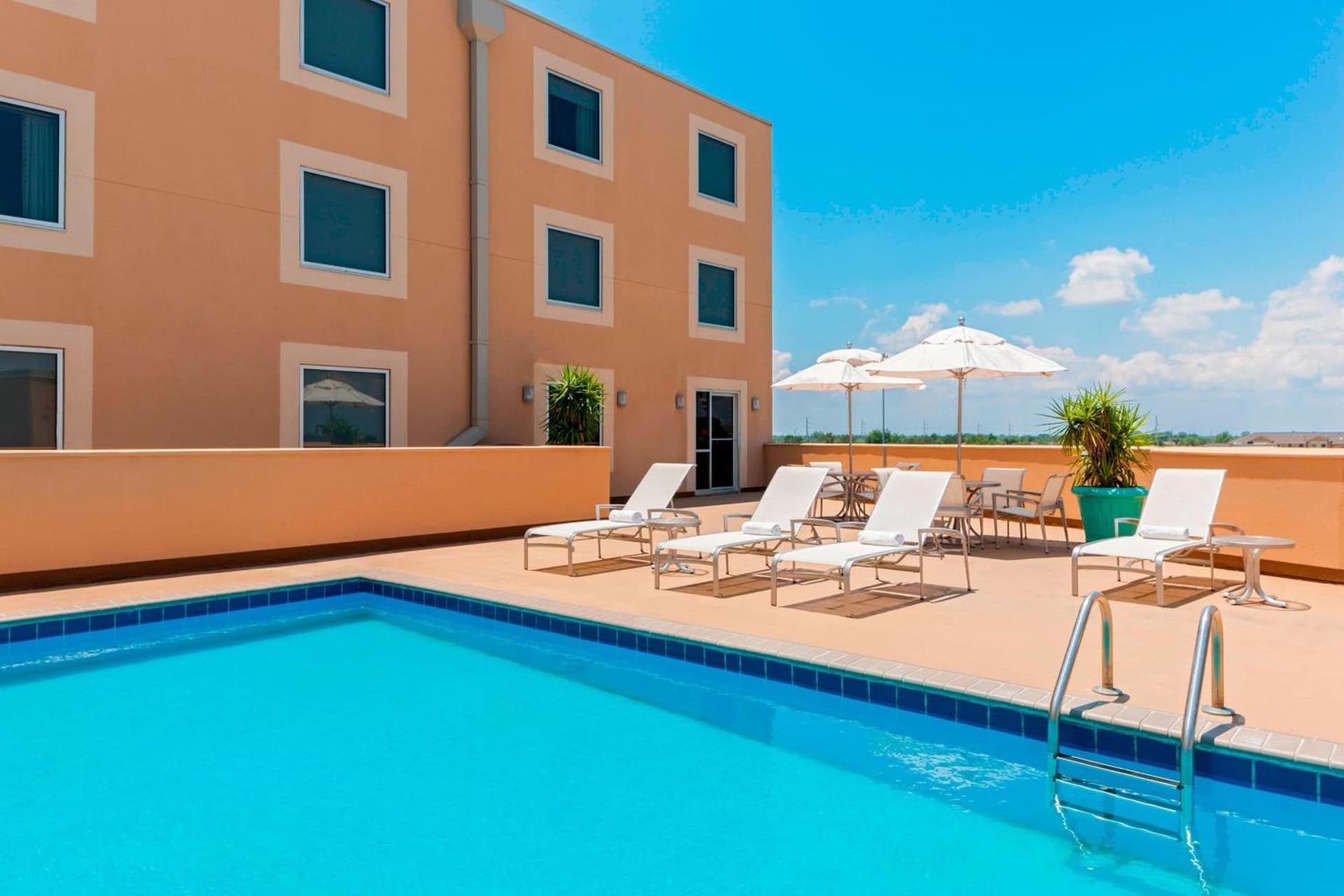 Sheraton Hotel Metairie New Orleans gallery photo in Metairie, LA — image 4