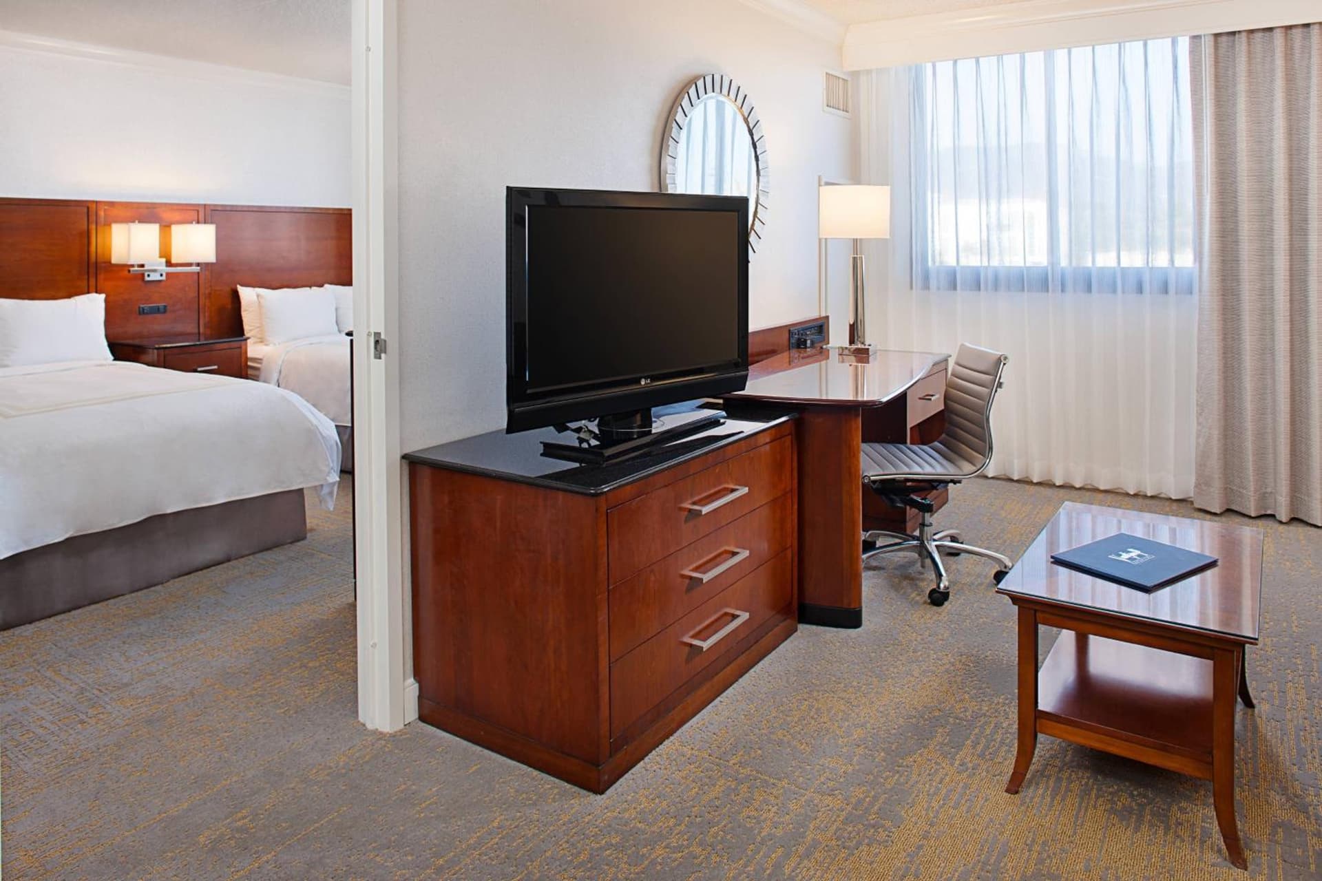 Los Angeles Marriott Burbank Airport gallery photo in Burbank, CA — image 36