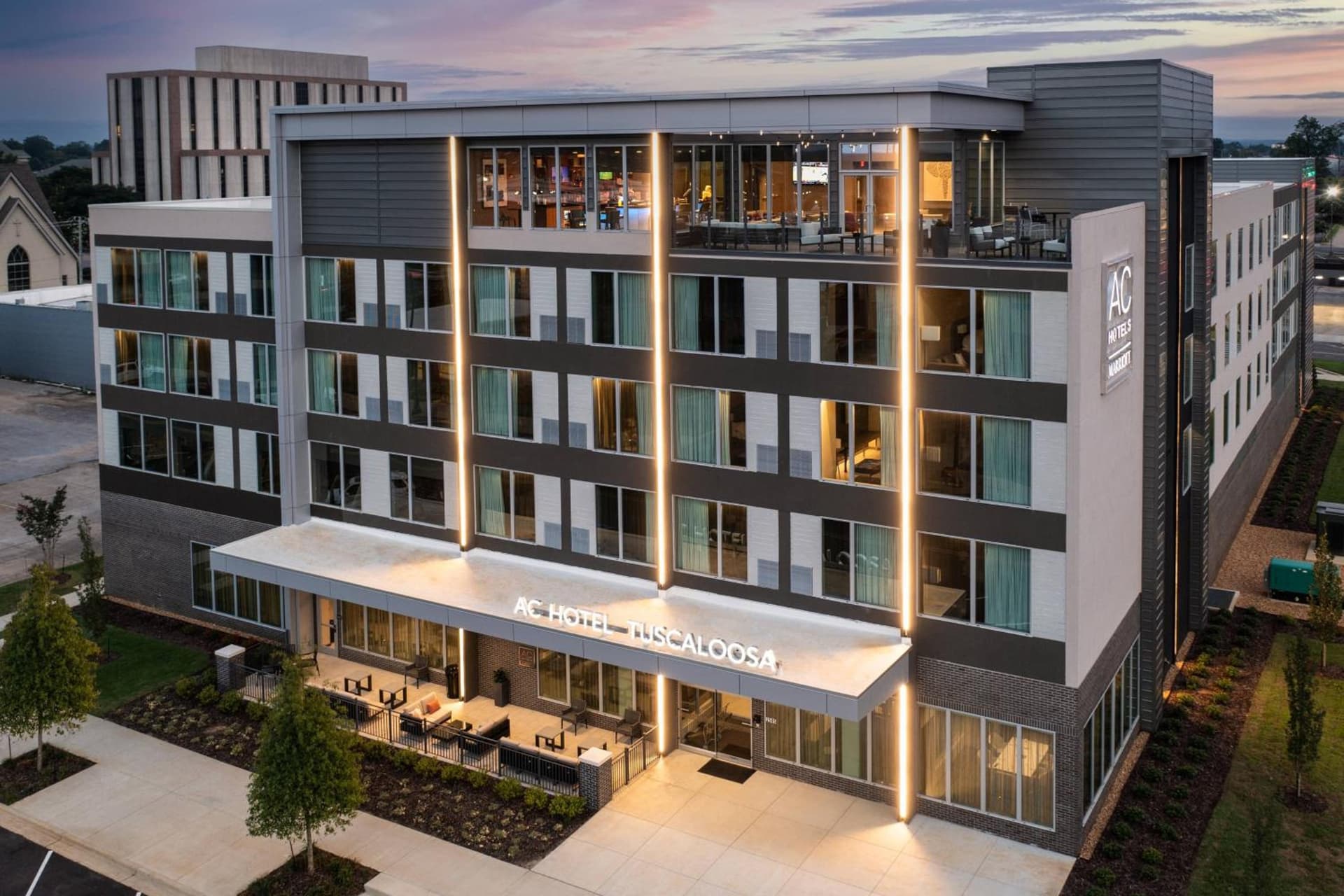 AC Hotel by Marriott Tuscaloosa Downtown property views in Tuscaloosa, AL — gallery photo 3