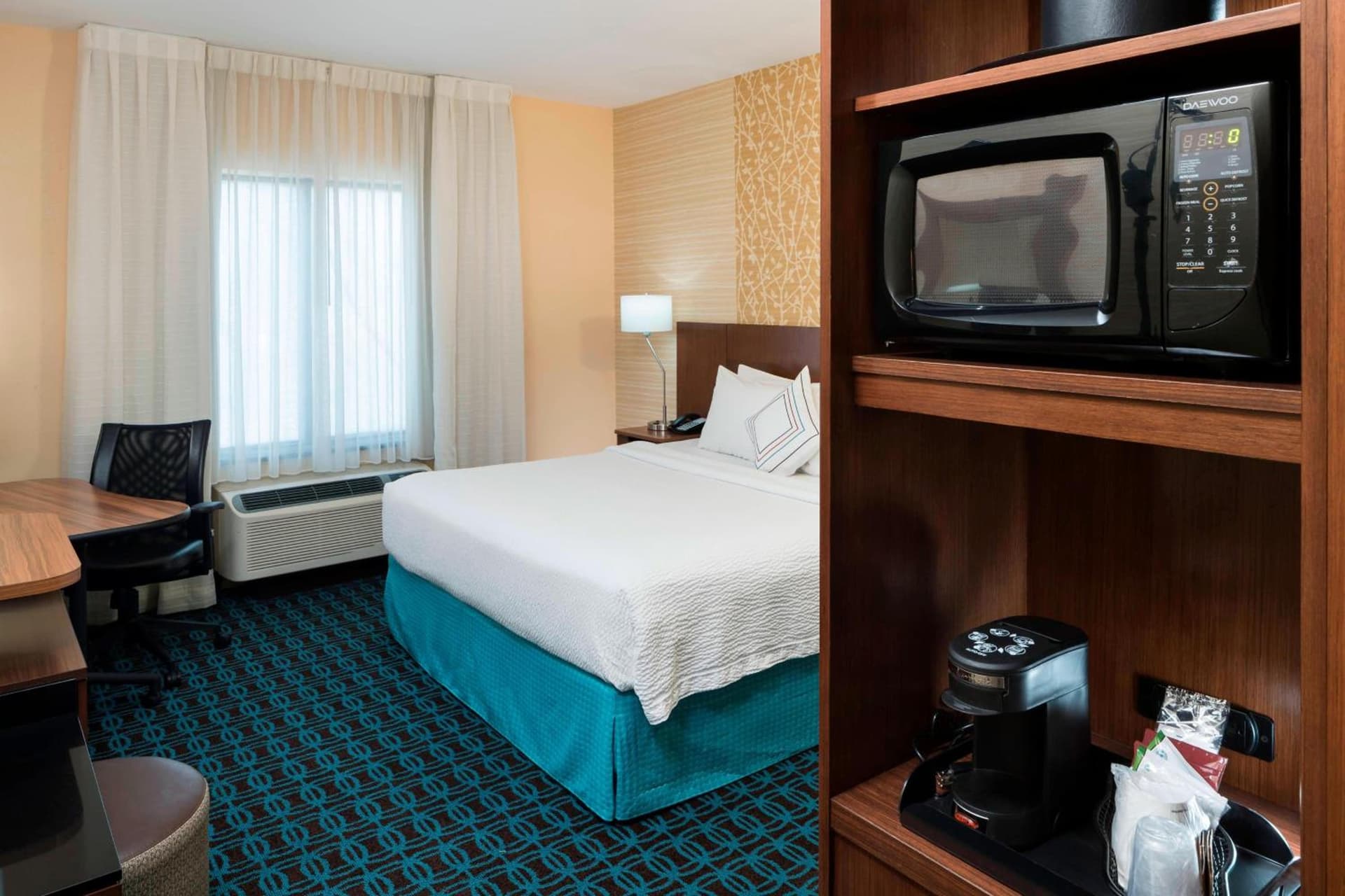 Fairfield Inn & Suites by Marriott Houston Pasadena gallery photo in Pasadena, TX — image 6