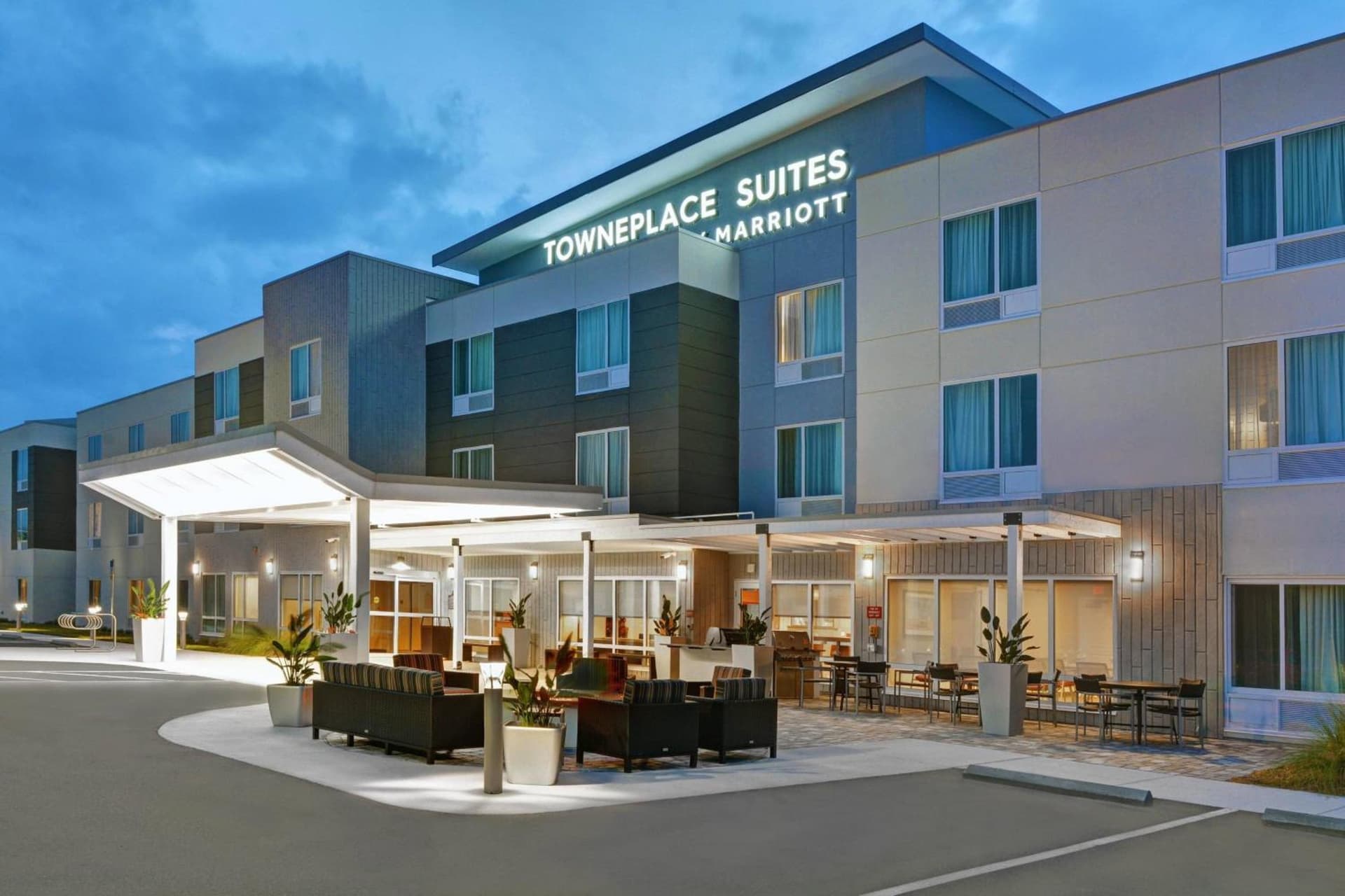 TownePlace Suites by Marriott Sarasota/Bradenton West interior in Bradenton, FL — gallery photo 2