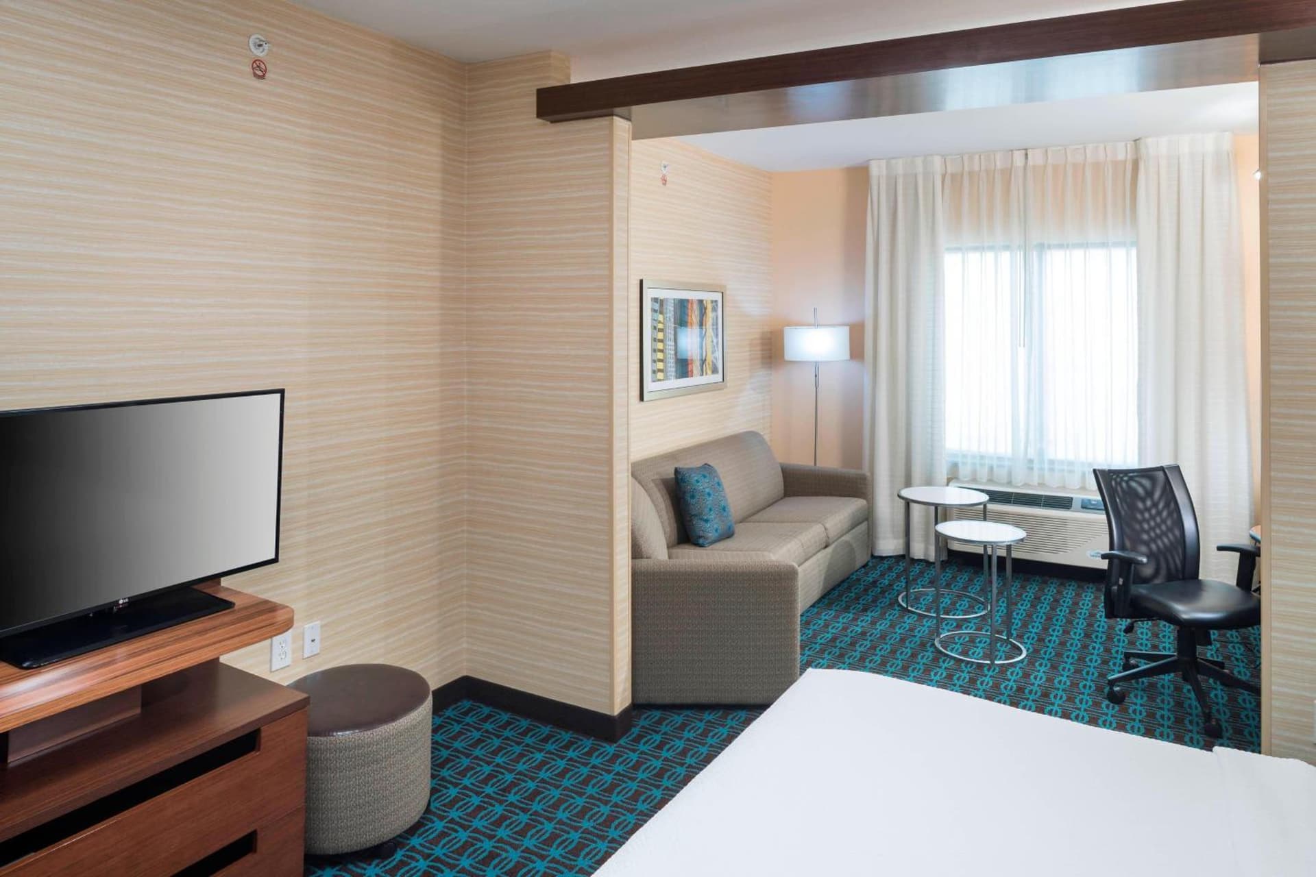Fairfield Inn & Suites by Marriott Houston Pasadena property views in Pasadena, TX — gallery photo 3