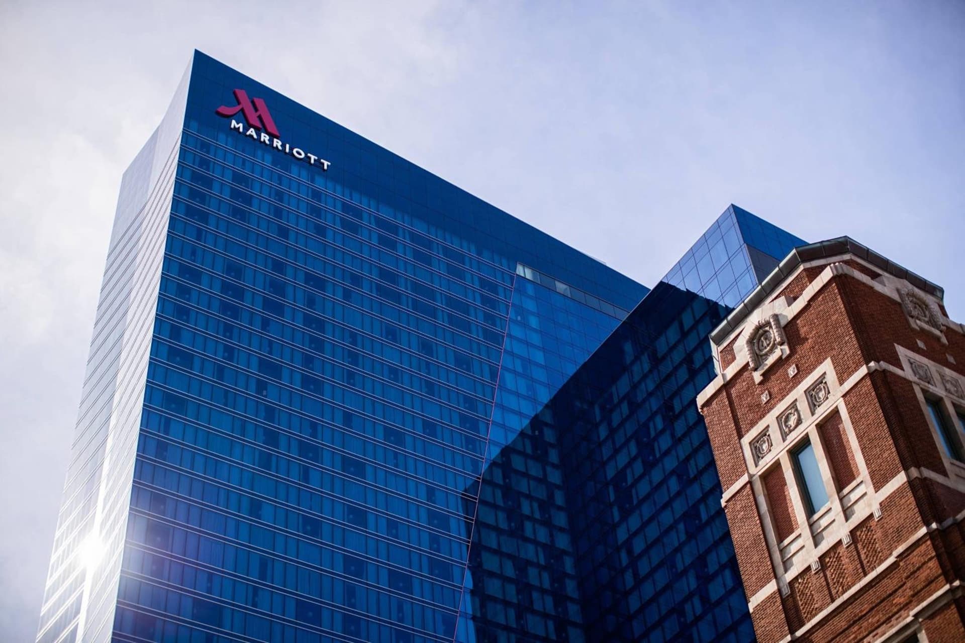 Marriott Marquis Chicago interior in Chicago, IL — gallery photo 2