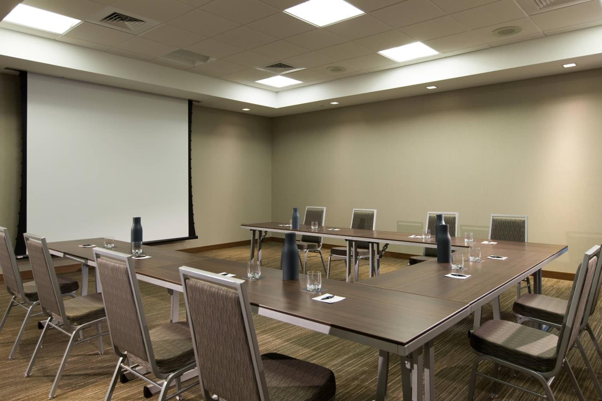 AC Hotel Cincinnati at Liberty Center gallery photo in West Chester, OH — image 21