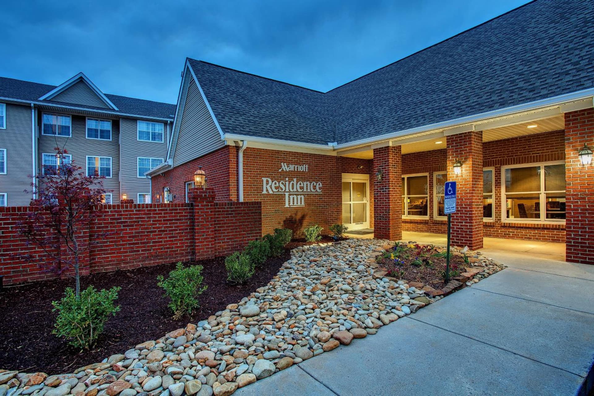 Residence Inn Knoxville Cedar Bluff property views in Knoxville, TN — gallery photo 3