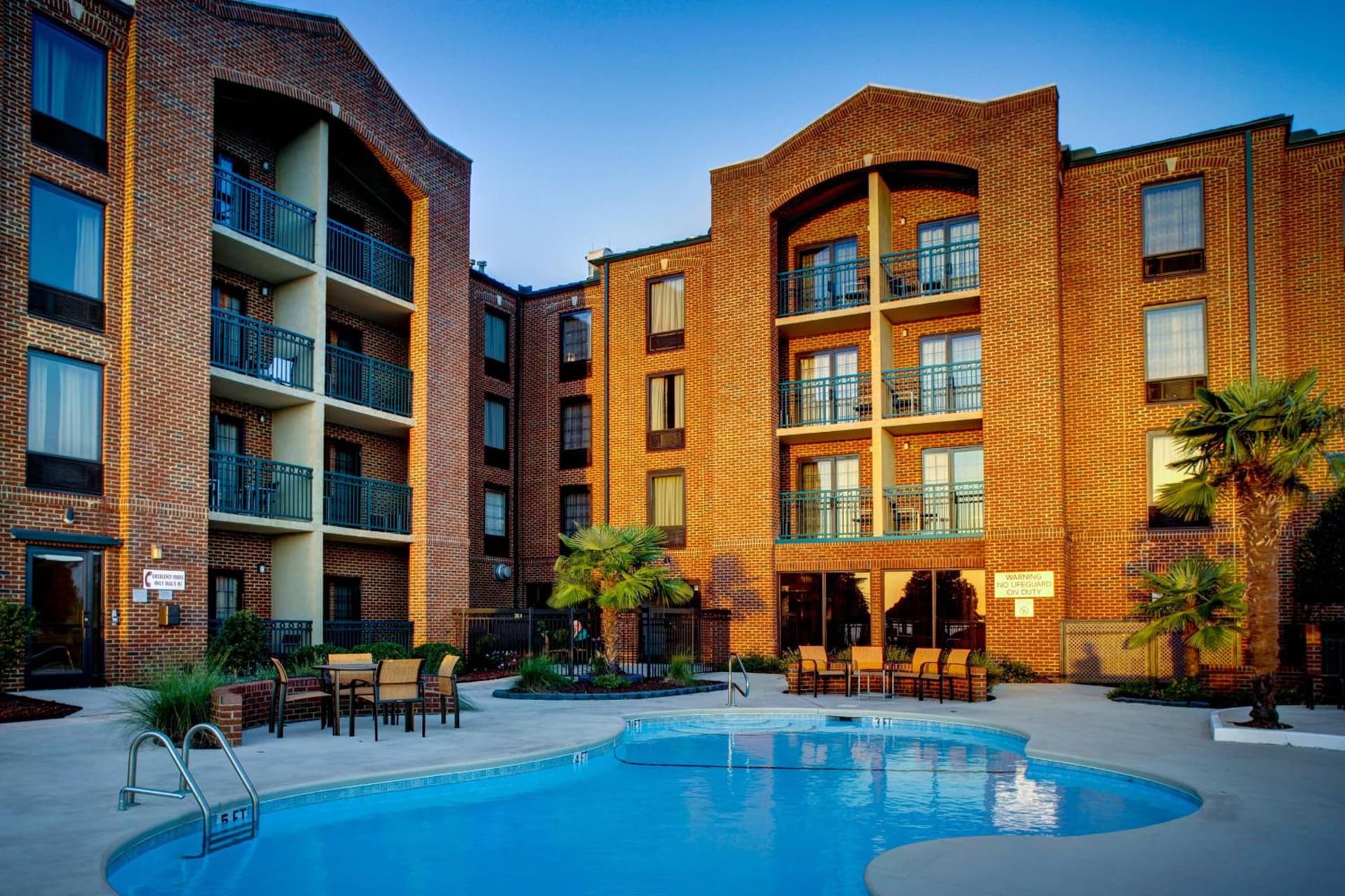 Courtyard by Marriott Riverfront New Bern gallery photo in New Bern, NC — image 8