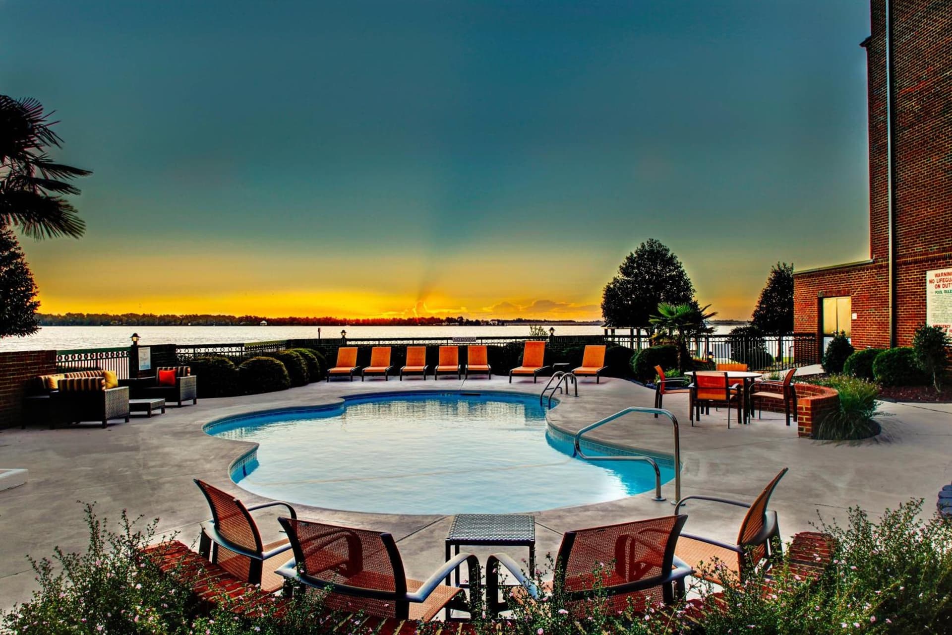 Courtyard by Marriott Riverfront New Bern gallery photo in New Bern, NC — image 16