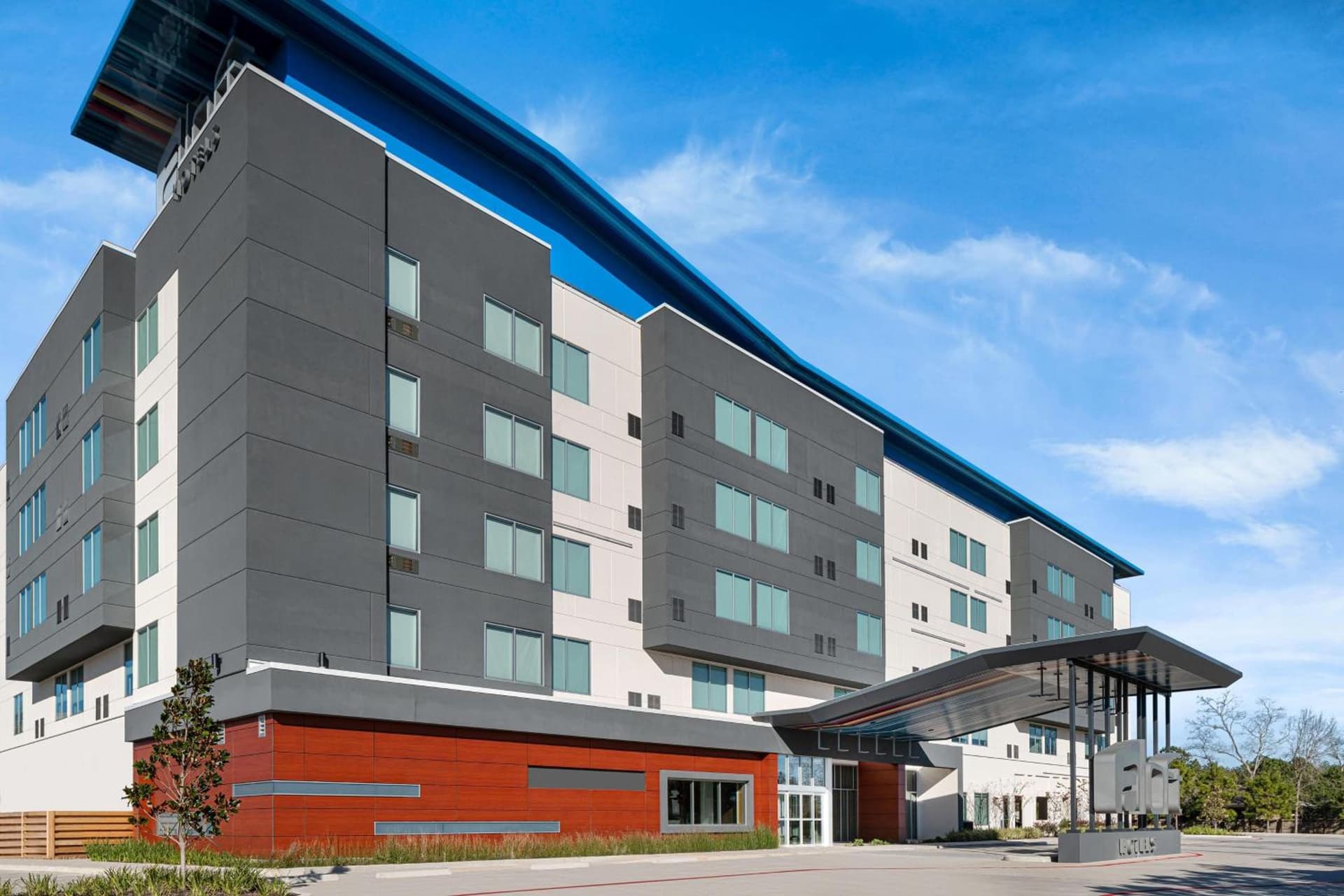 Aloft by Marriott Shenandoah Woodlands Area interior in Shenandoah, TX — gallery photo 2