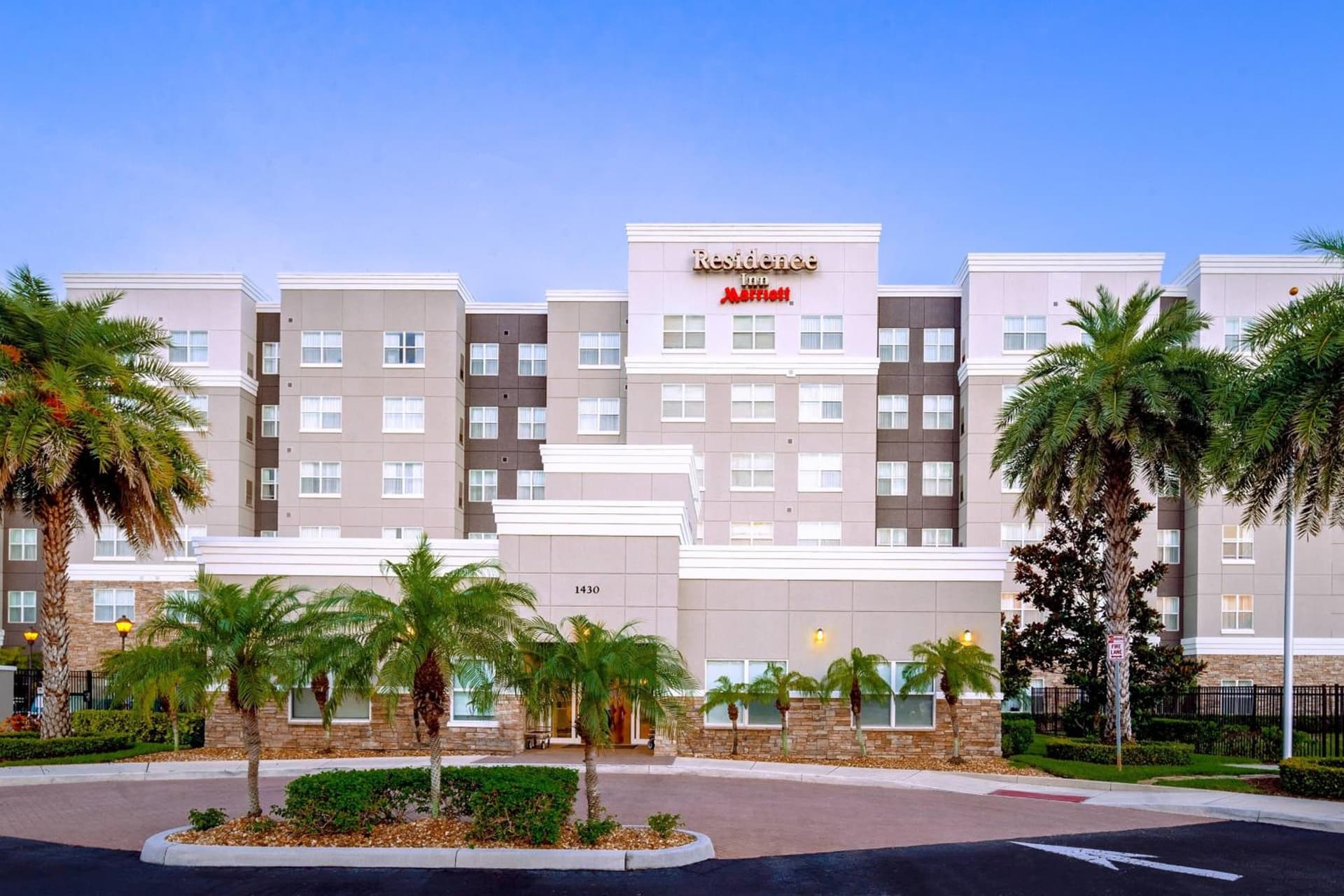 Residence Inn Melbourne interior in Melbourne, FL — gallery photo 2