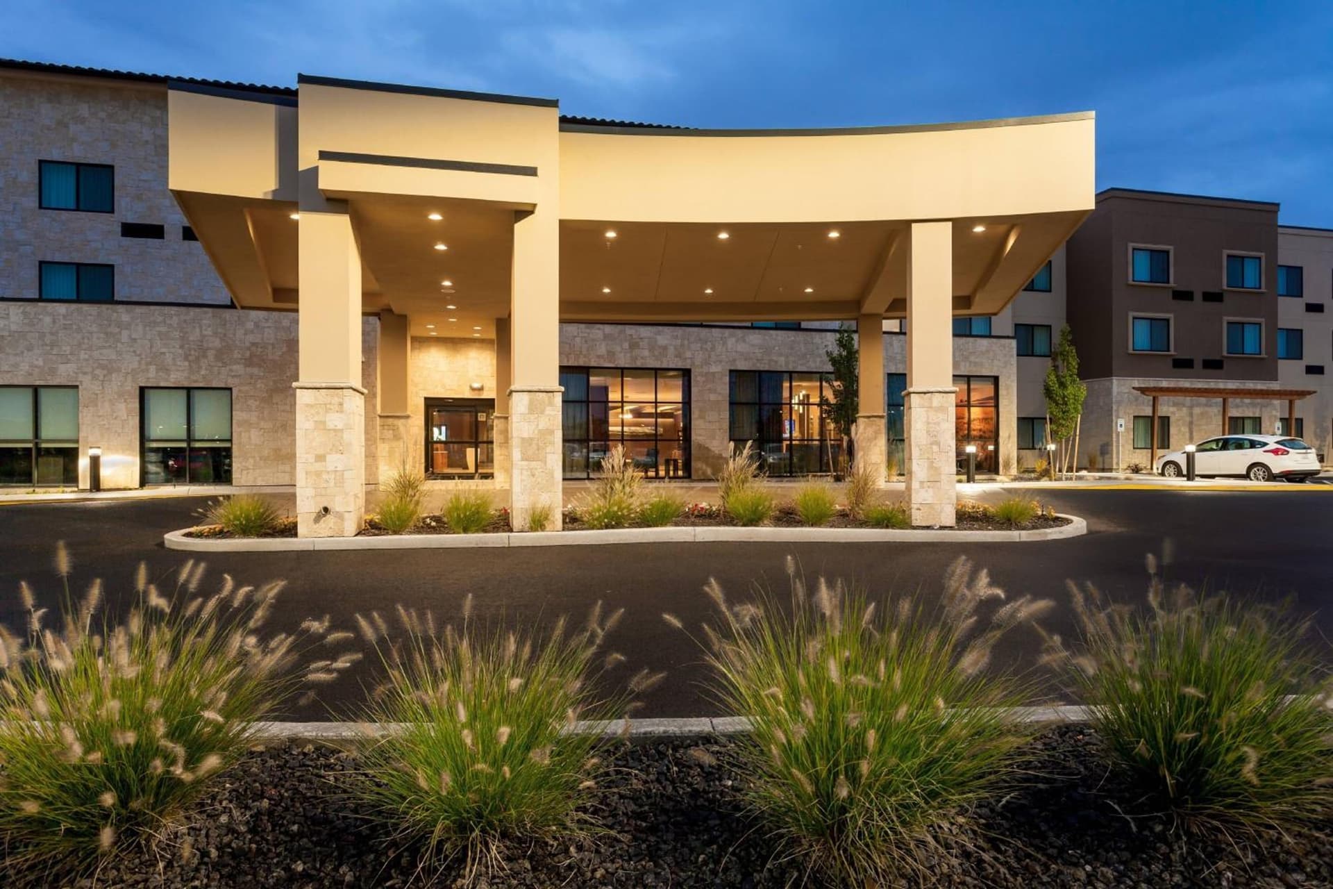 Courtyard by Marriott Walla Walla interior in Walla Walla, WA — gallery photo 2