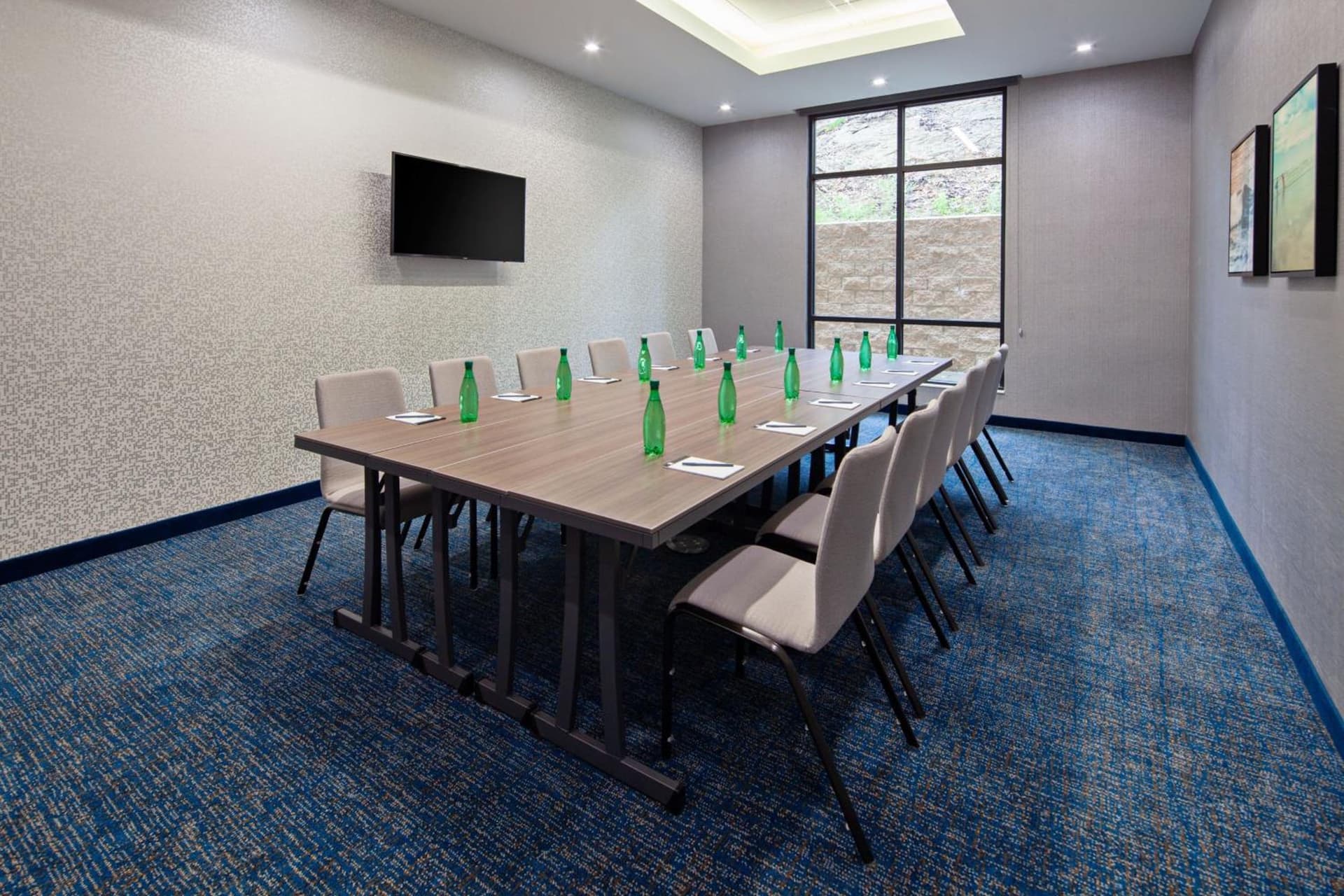 SpringHill Suites by Marriott Escondido Downtown gallery photo in Escondido, CA — image 13