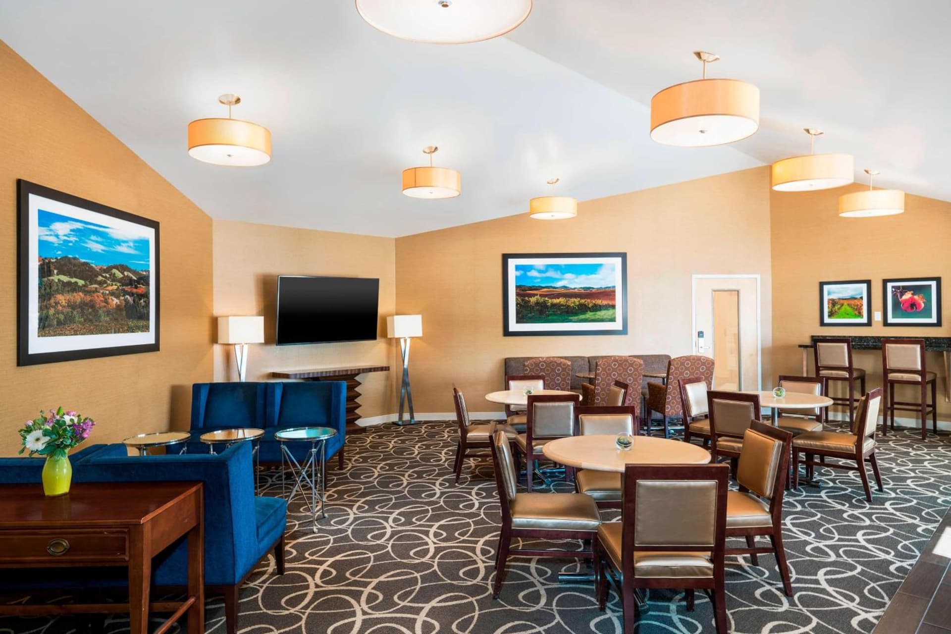 Sheraton Sonoma Wine Country Petaluma gallery photo in Petaluma, CA — image 23