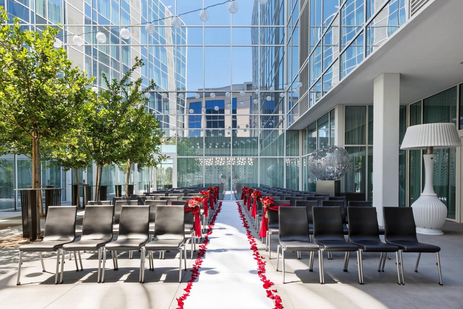 AC Hotel by Marriott San Francisco Airport/Oyster Point Waterfront gallery photo in South San Francisco, CA — image 32