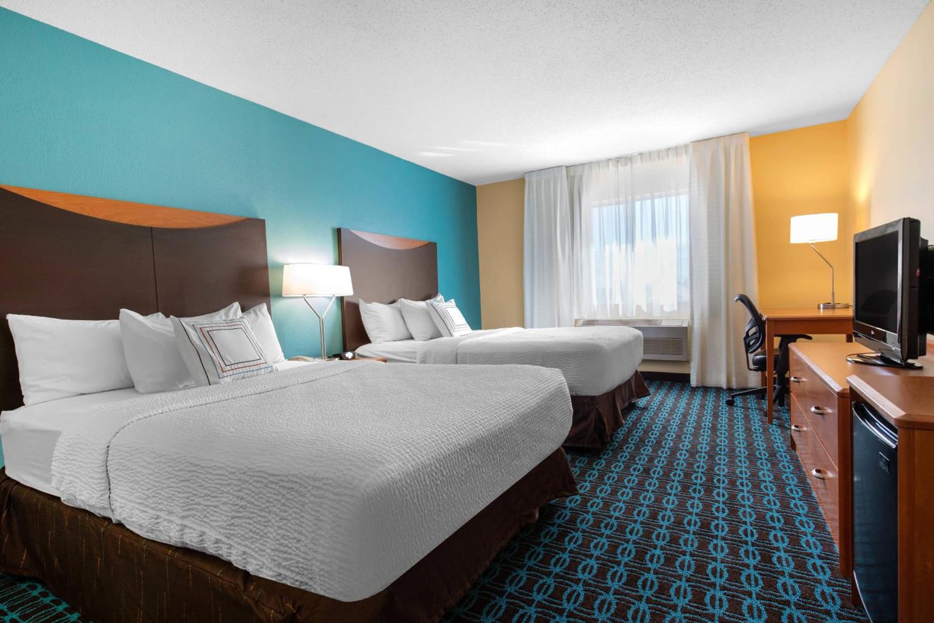 AmericInn by Wyndham St. Cloud MN Shopping Area gallery photo in St Cloud, MN — image 25