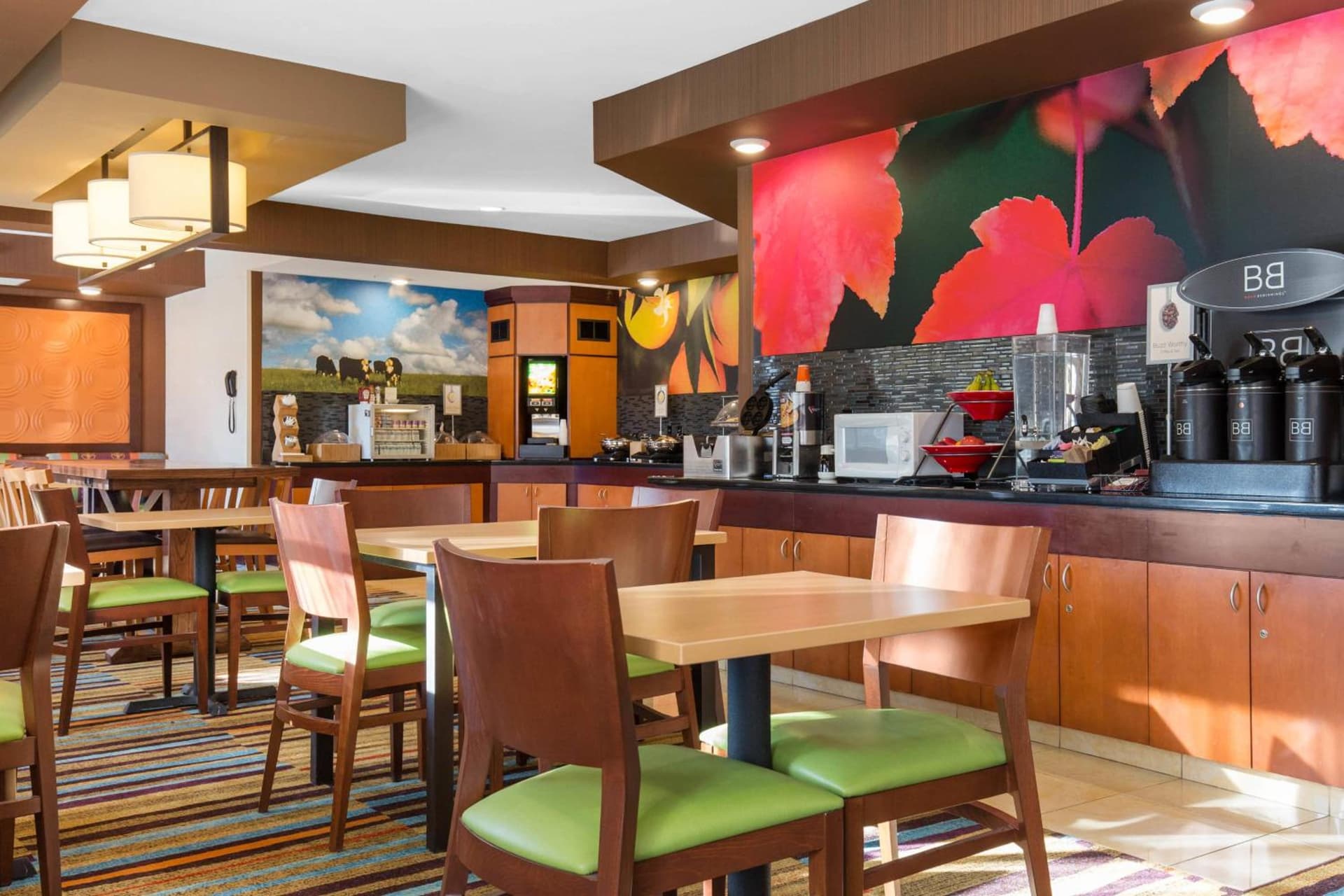 AmericInn by Wyndham St. Cloud MN Shopping Area gallery photo in St Cloud, MN — image 9