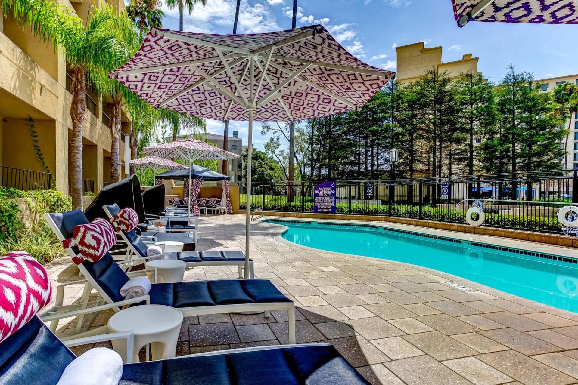 Avenue of the Arts Costa Mesa, a Tribute Portfolio Hotel gallery photo in Costa Mesa, CA — image 5