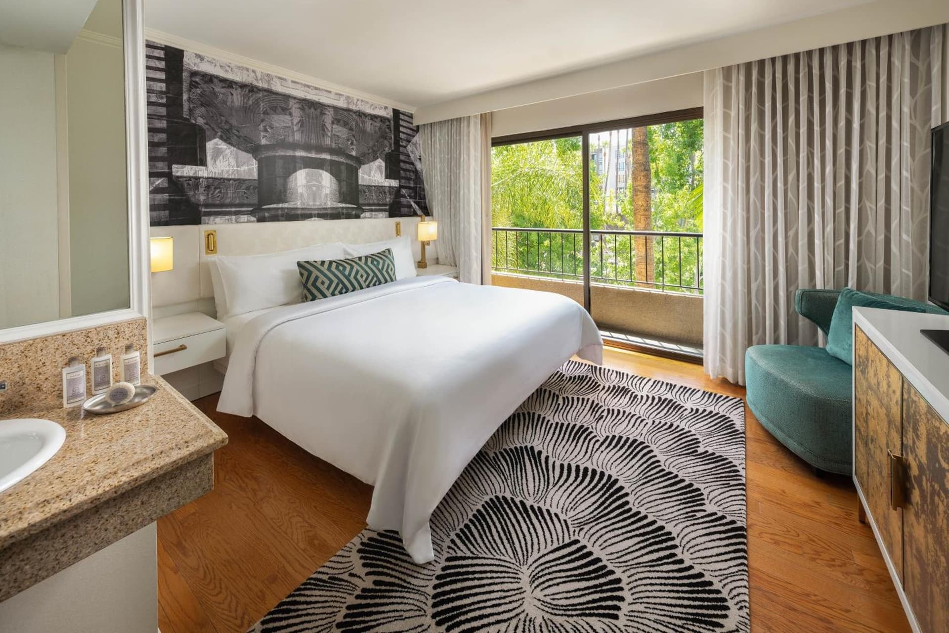 Avenue of the Arts Costa Mesa, a Tribute Portfolio Hotel gallery photo in Costa Mesa, CA — image 30