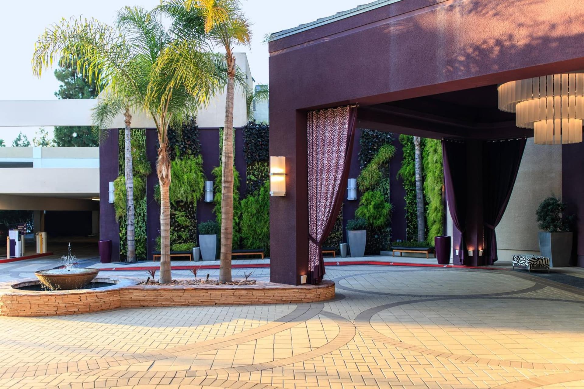 Avenue of the Arts Costa Mesa, a Tribute Portfolio Hotel property views in Costa Mesa, CA — gallery photo 3