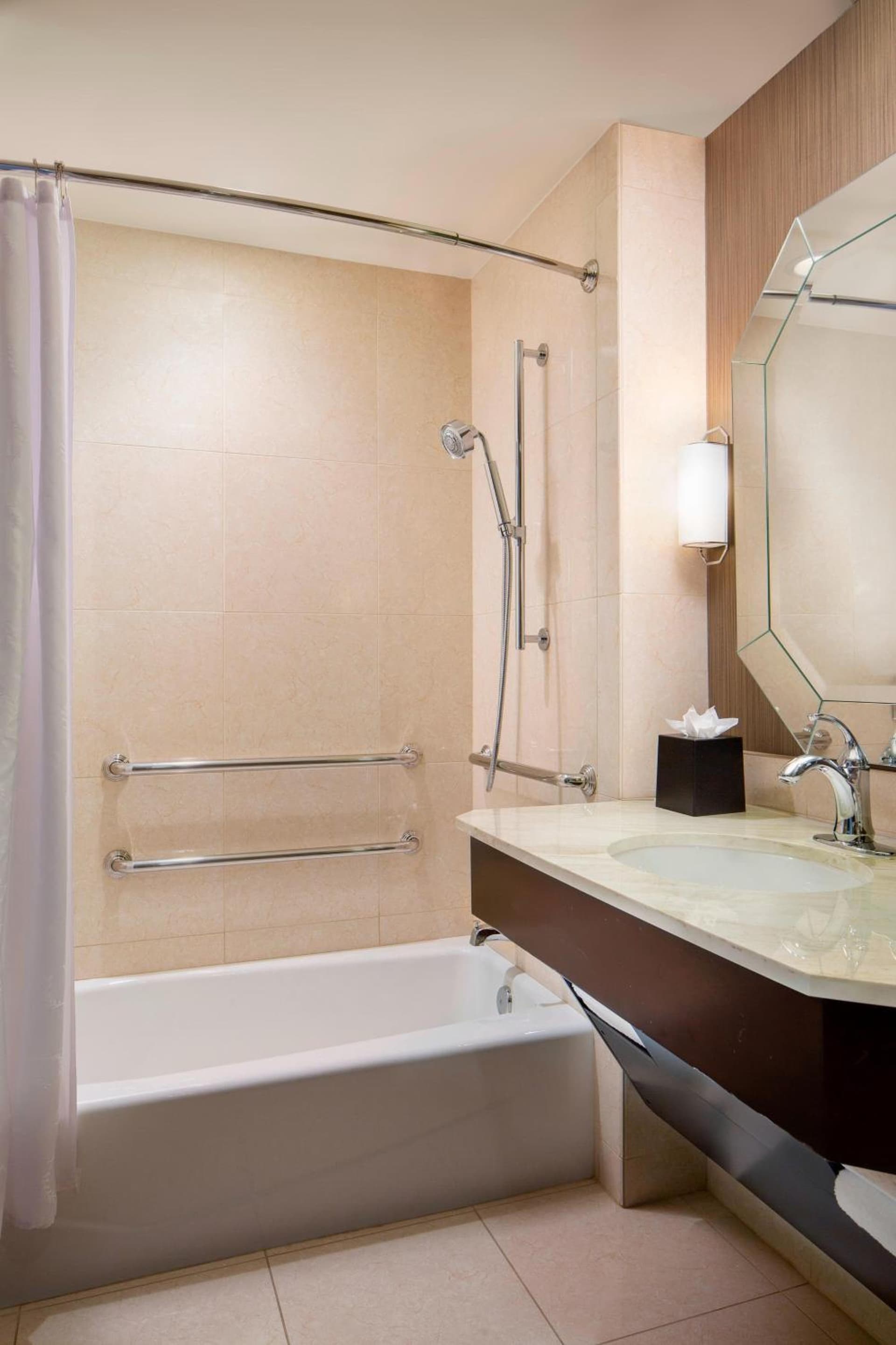 Sheraton McKinney gallery photo in McKinney, TX — image 31