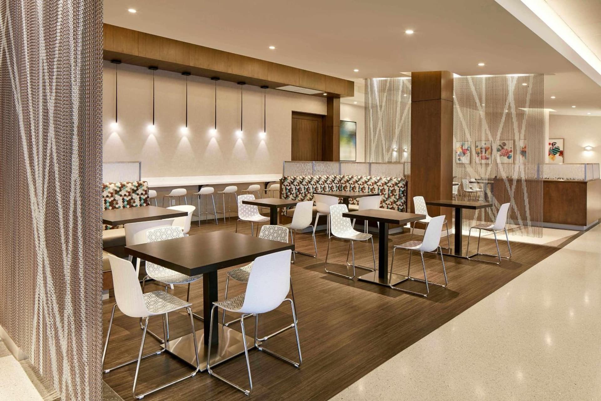 Residence Inn by Marriott at Anaheim Resort/Convention Center gallery photo in Anaheim, CA — image 4