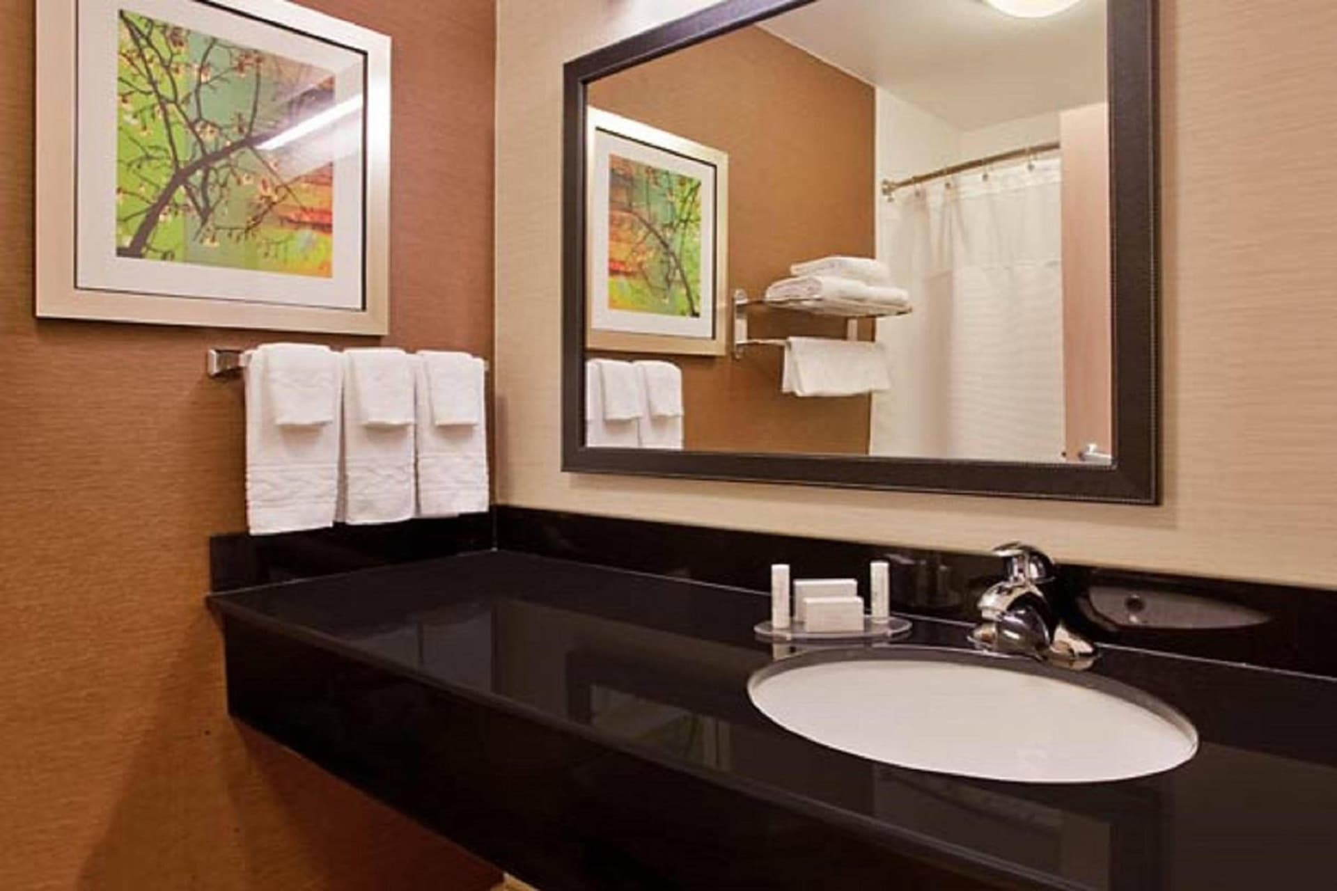 Fairfield Inn & Suites Tulsa South Medical District interior in Tulsa, OK — gallery photo 2