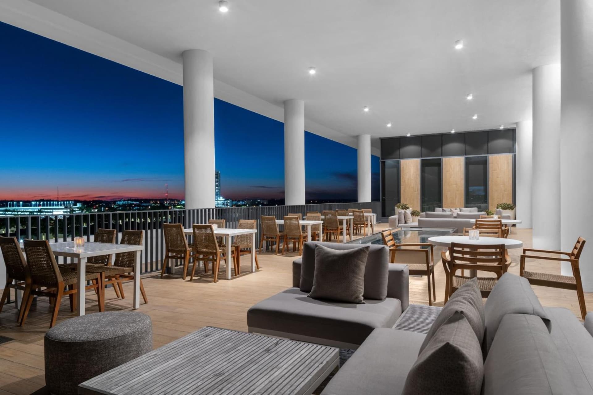 AC Hotel by Marriott Fort Lauderdale Sawgrass Mills Sunrise gallery photo in Sunrise, FL — image 18
