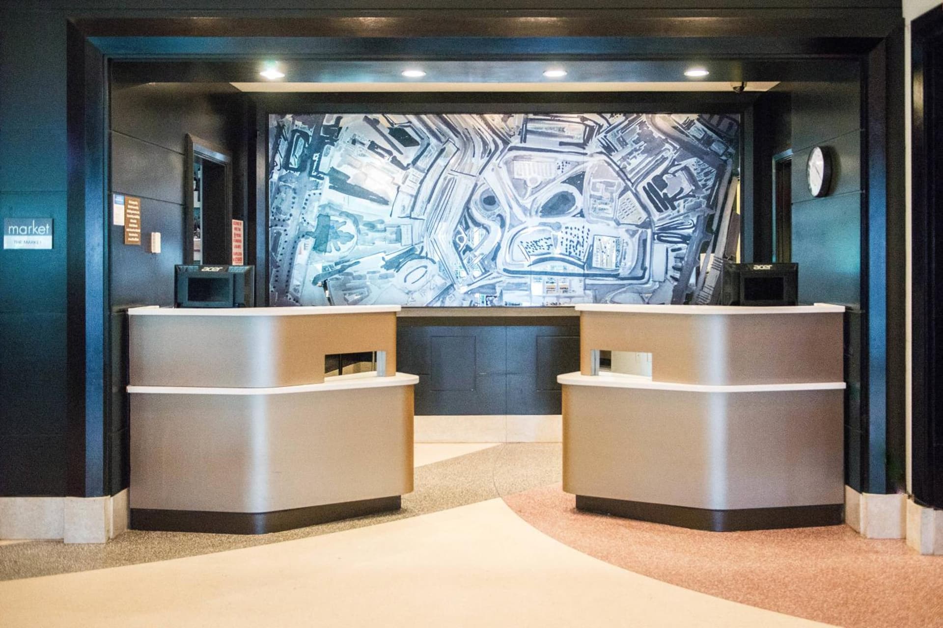 Courtyard by Marriott New York JFK Airport interior in Queens, NY — gallery photo 2