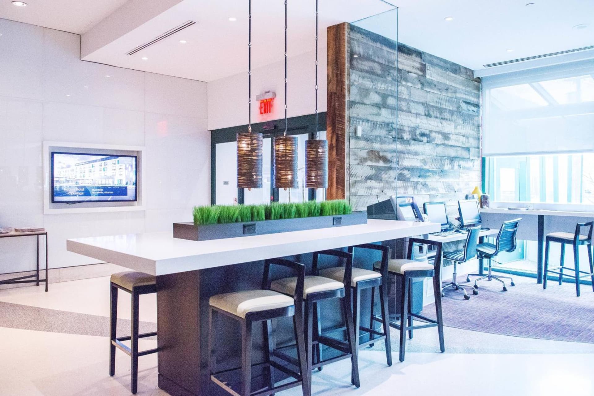 Courtyard by Marriott New York JFK Airport gallery photo in Queens, NY — image 19